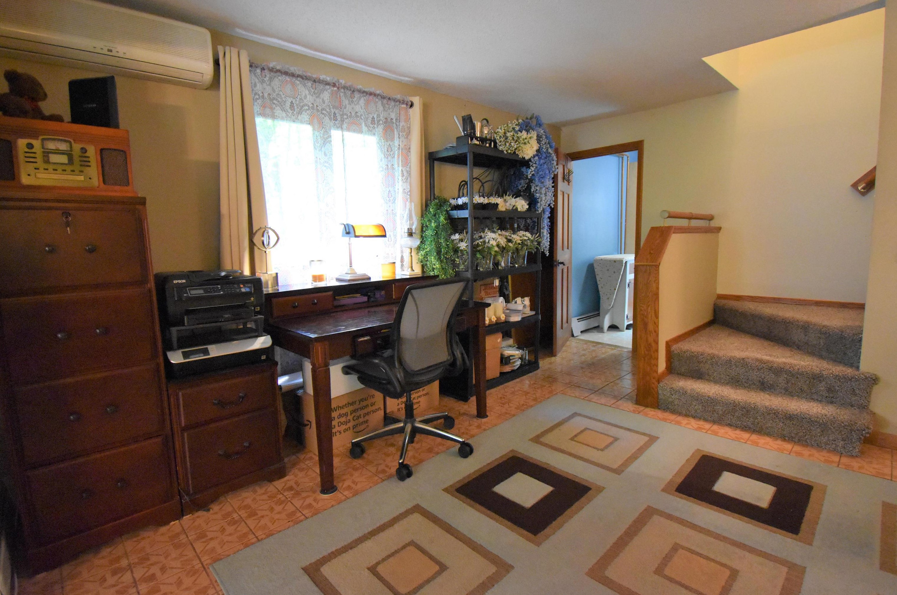 8 Colman Path, Merrimack NH 03054-2939 exterior