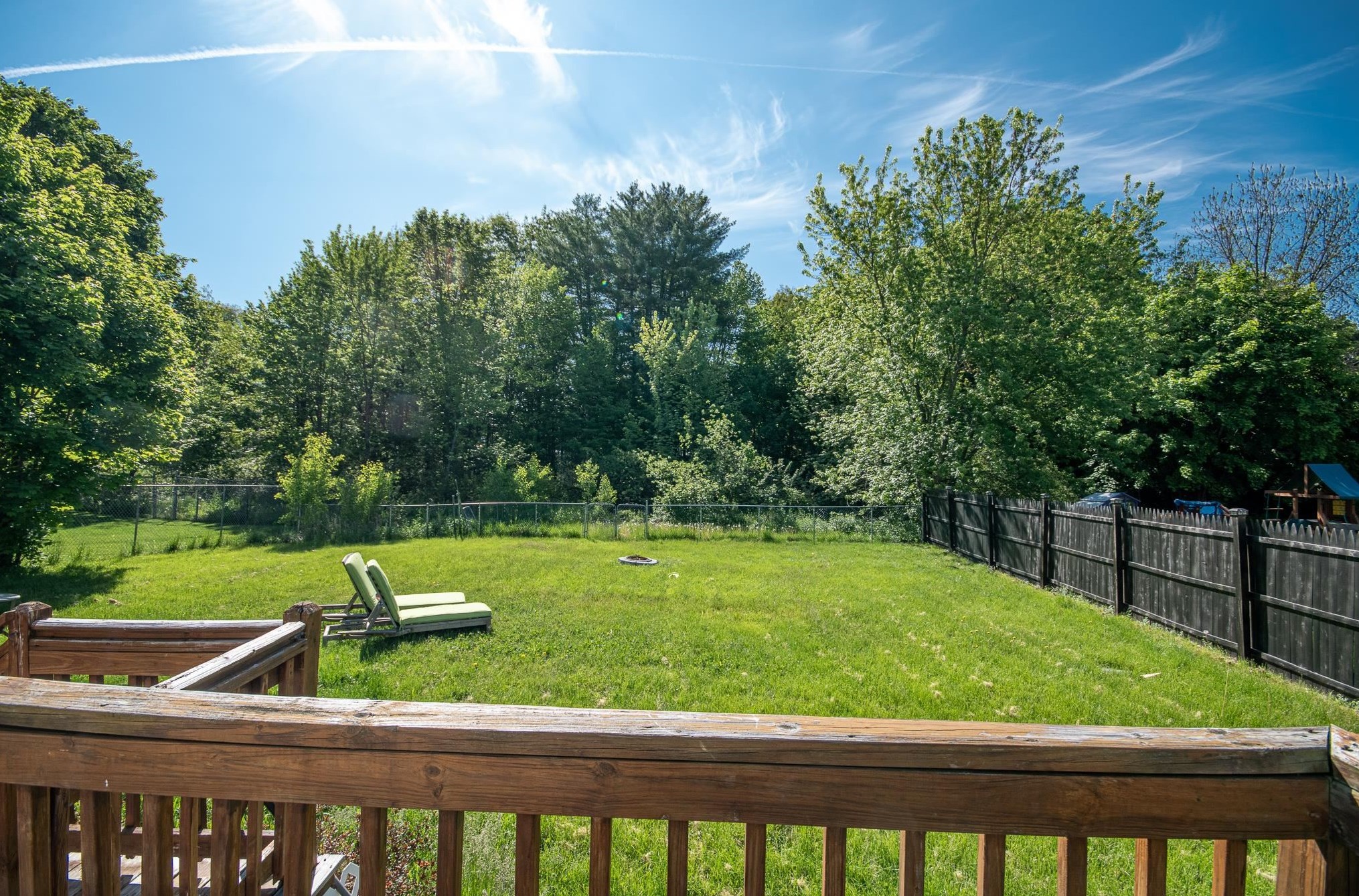 11 Mill St, Rochester NH 03868-5857 exterior