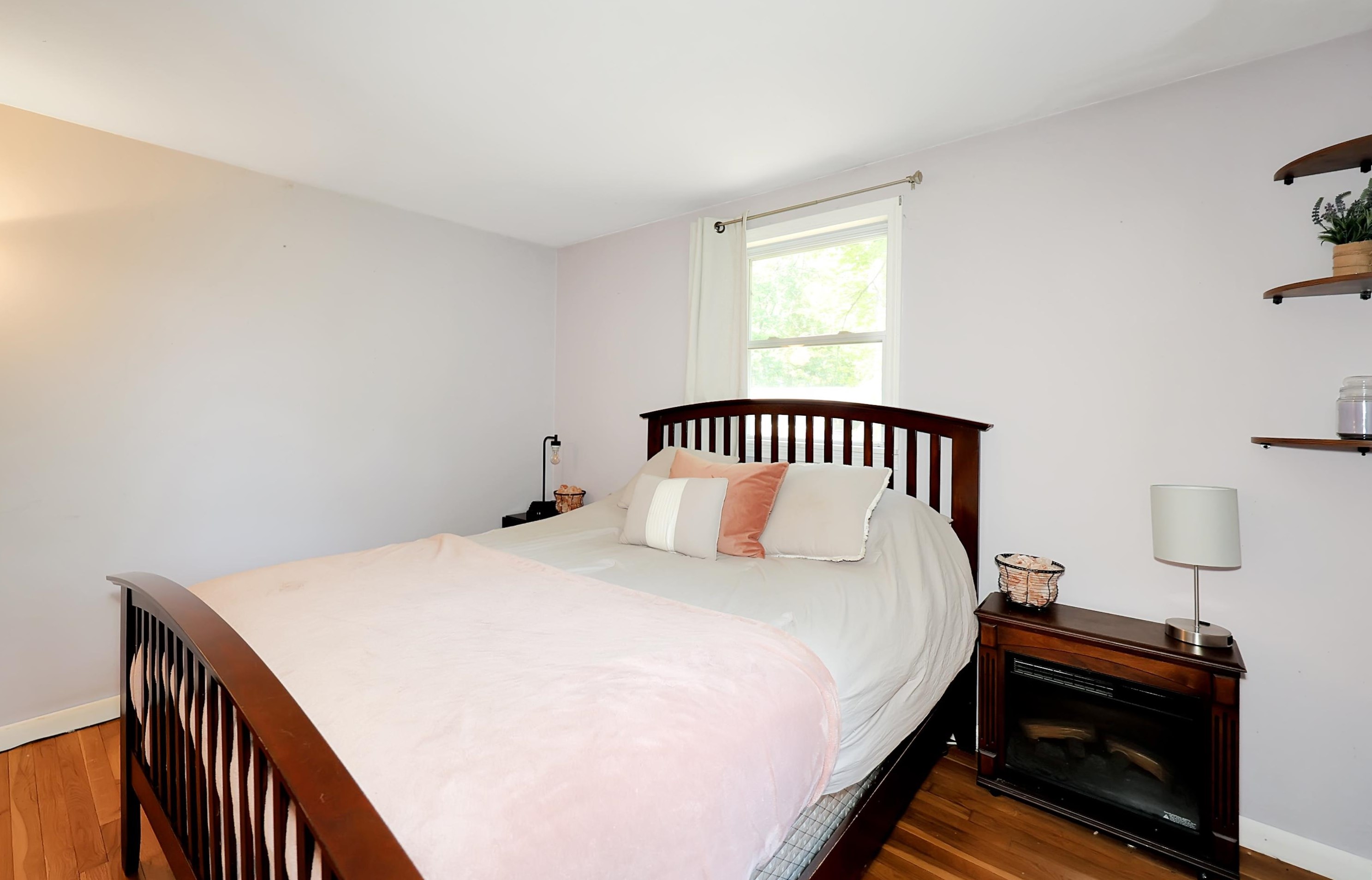 9 Lantern Ln, Merrimack NH 03054-2707 exterior