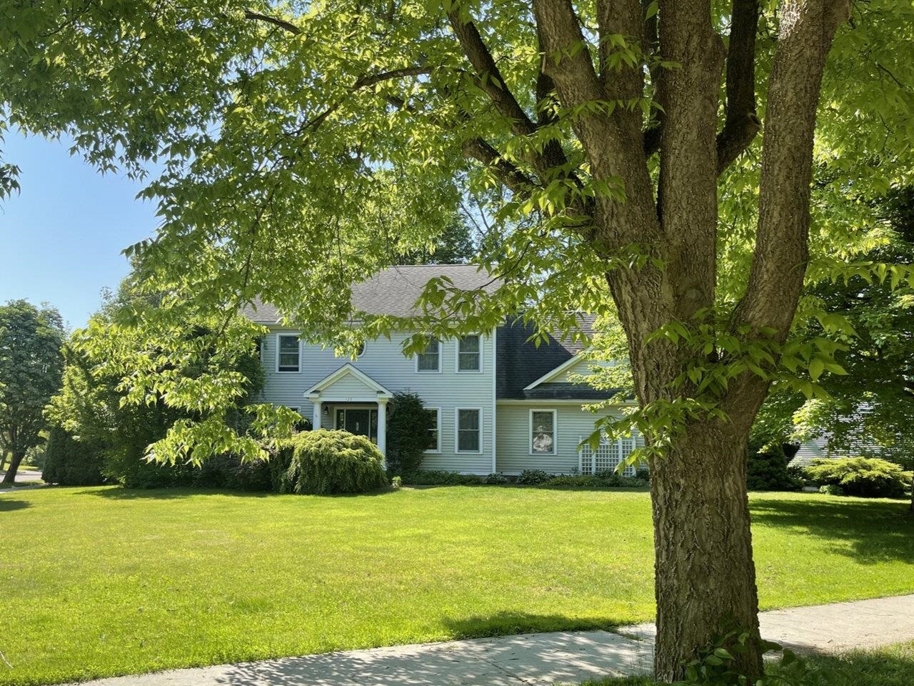 120 Nottingham Ln, Burlington, VT 05408 MLS 4955397 Coldwell Banker