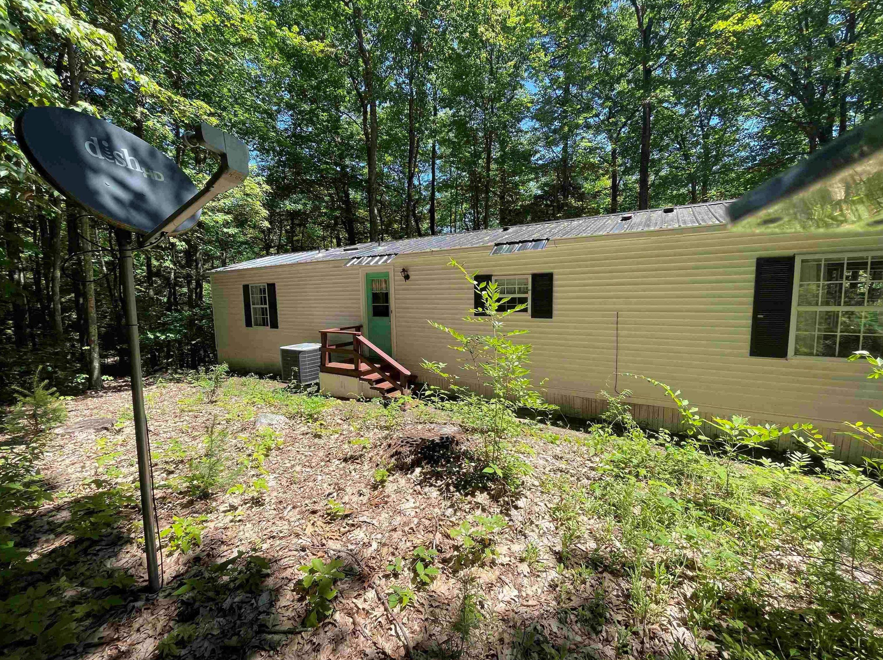 8 Bayberry Ln, Tuftonboro NH  03894-4802 exterior