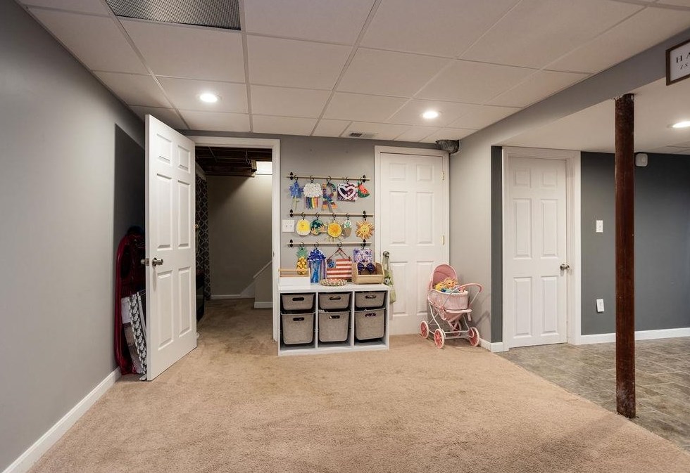 11 Ryan Cir, Rochester NH 03867-3350 exterior