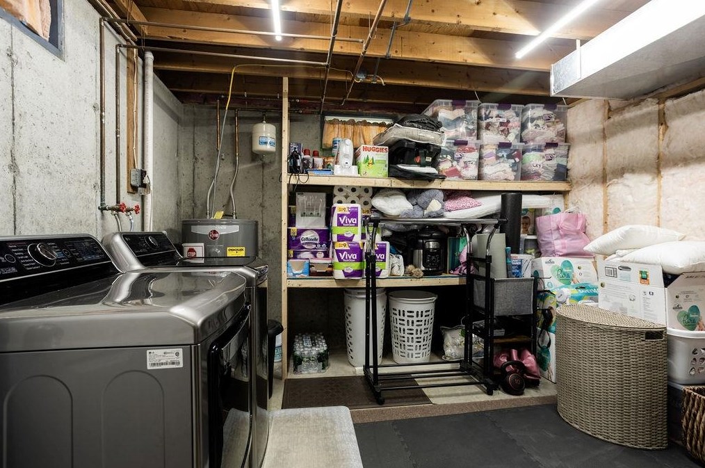 11 Ryan Cir, Rochester NH 03867-3350 exterior