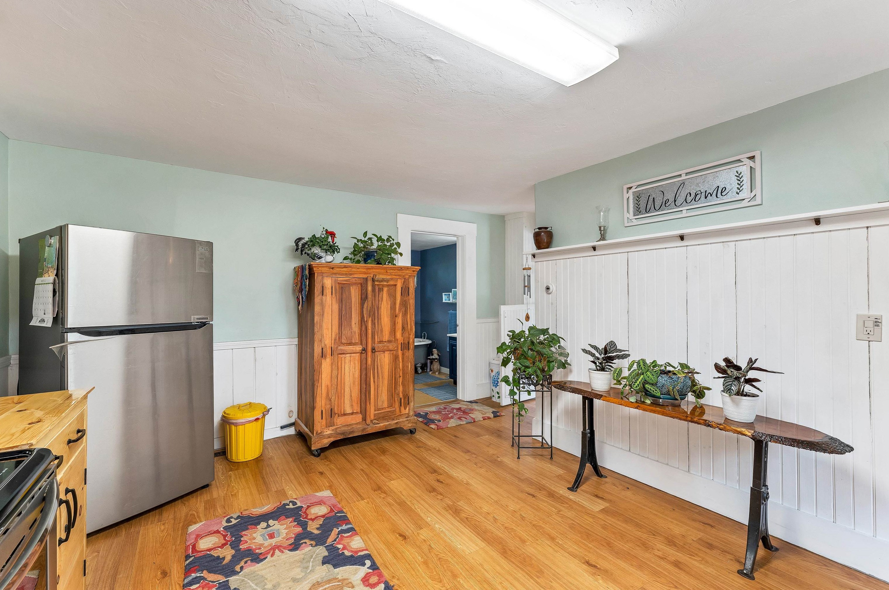 68 Highland St, Bridgewater NH 03264-1240 exterior