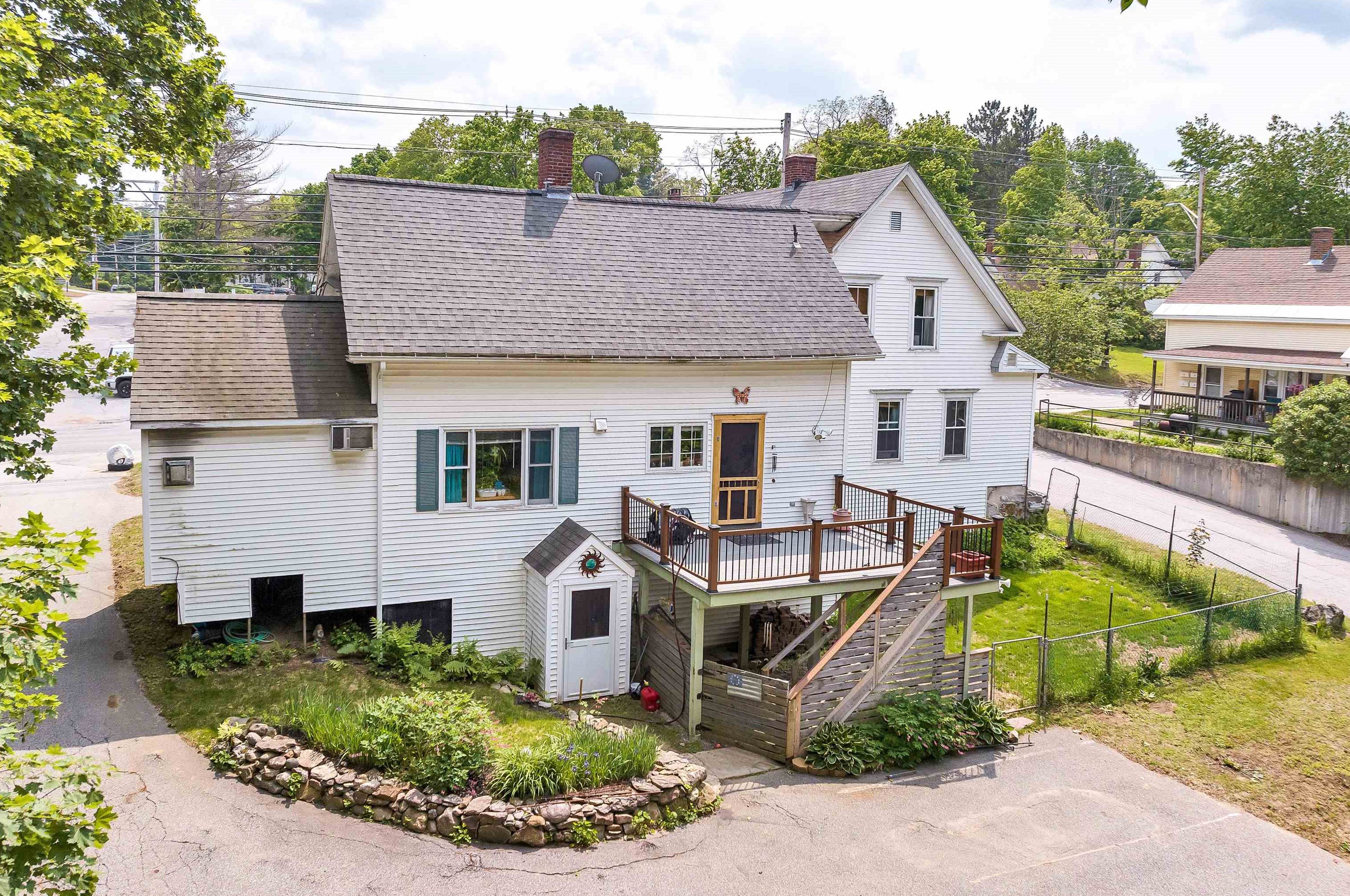 68 Highland St, Bridgewater NH 03264-1240 exterior