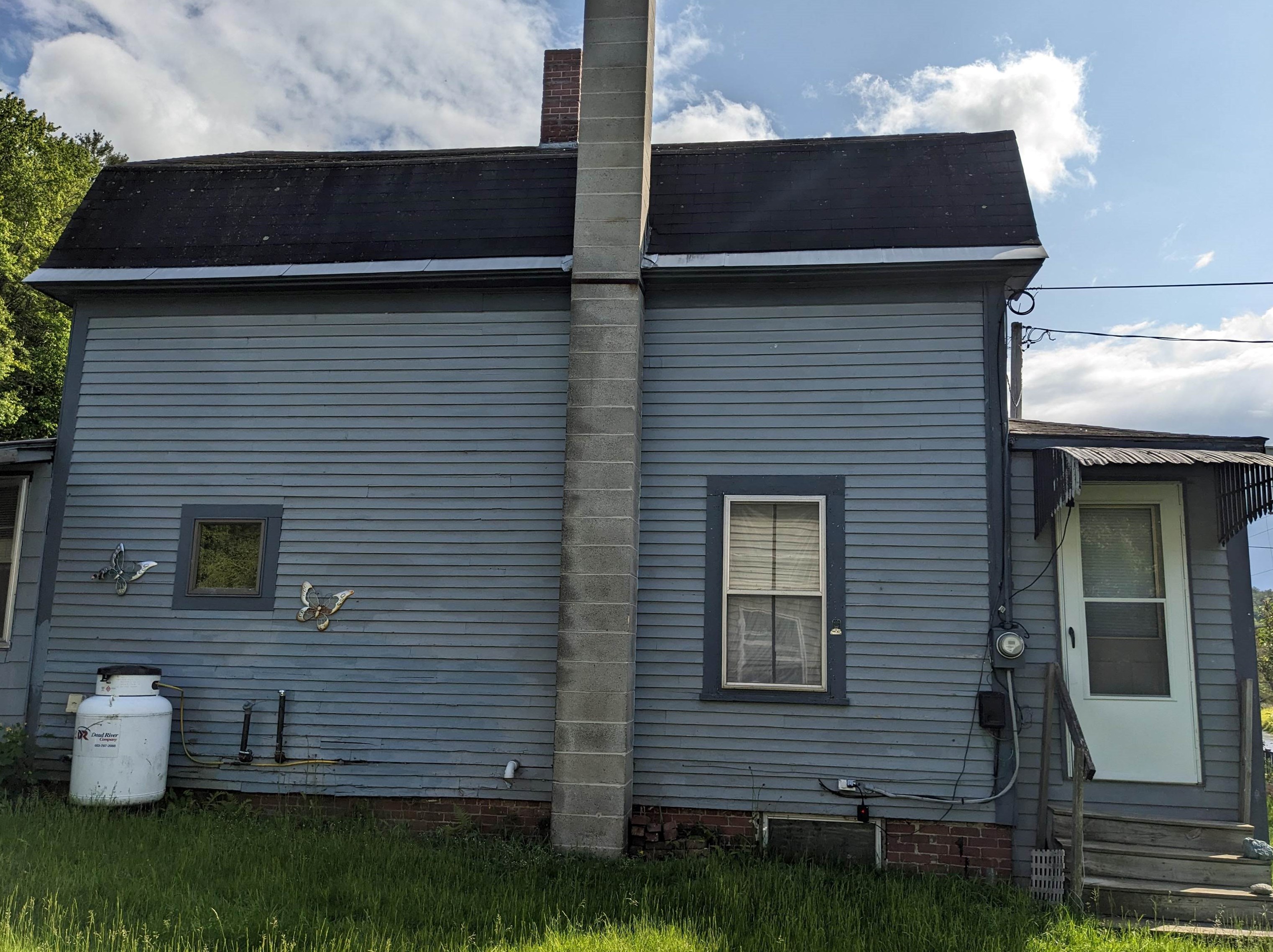 38 Acre Dr, Landaff NH  03585-5200 exterior