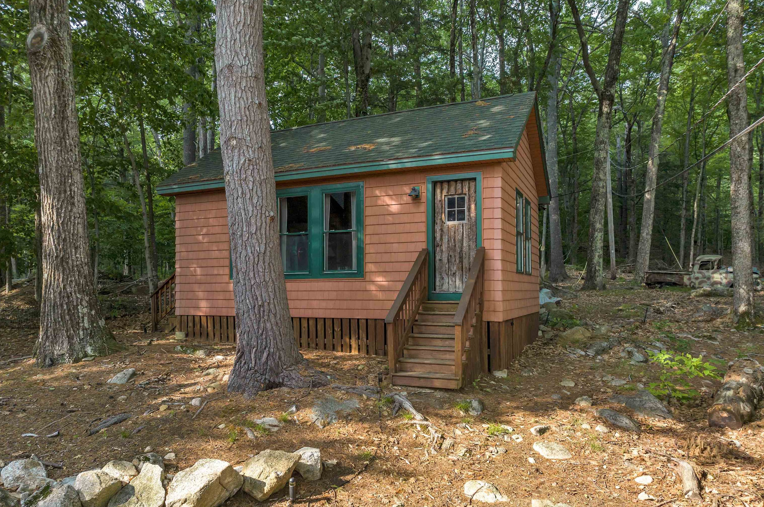 70 Sleepers Is, Alton NH 03810-4078 exterior