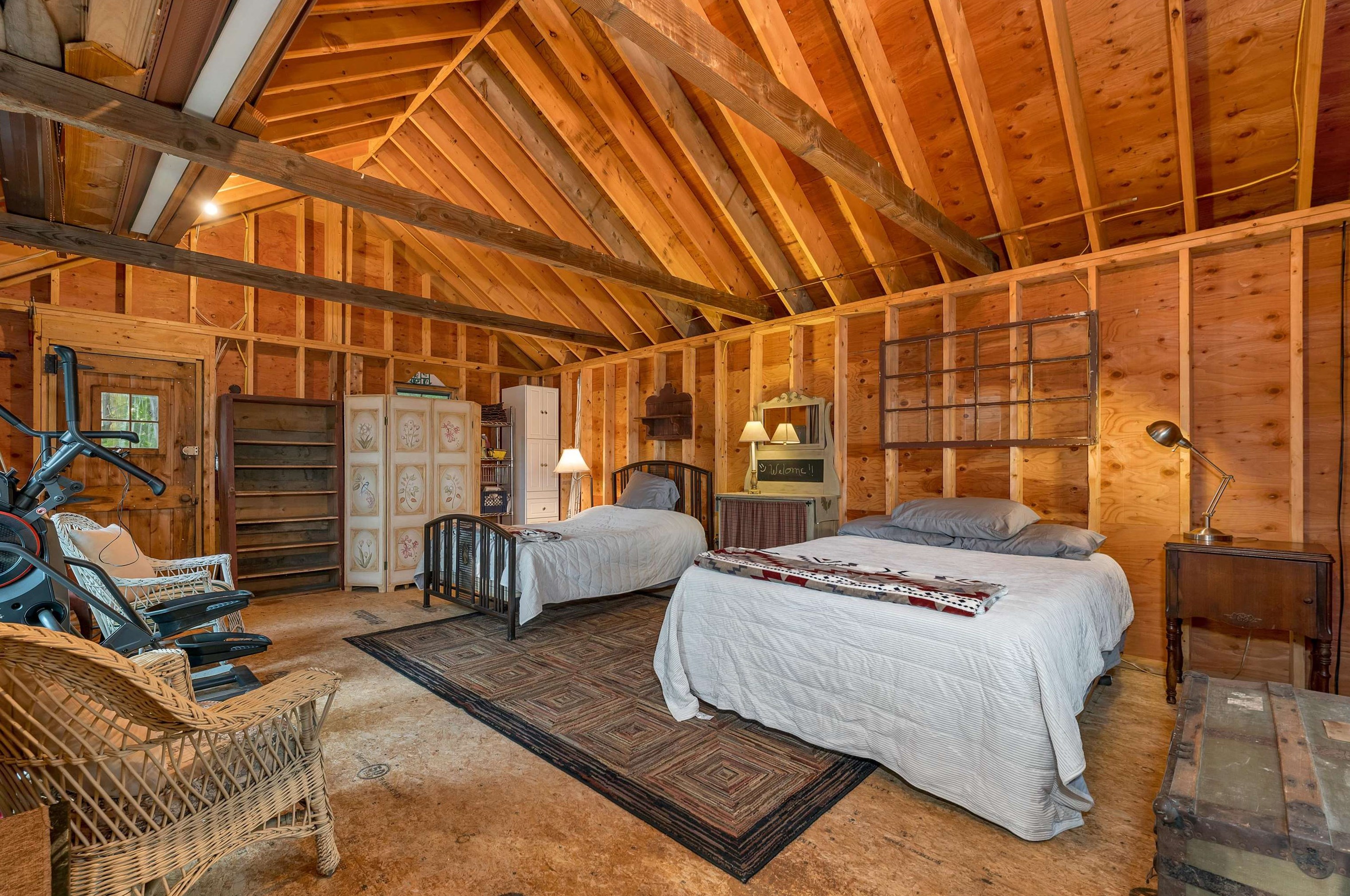 70 Sleepers Is, Alton NH 03810-4078 exterior