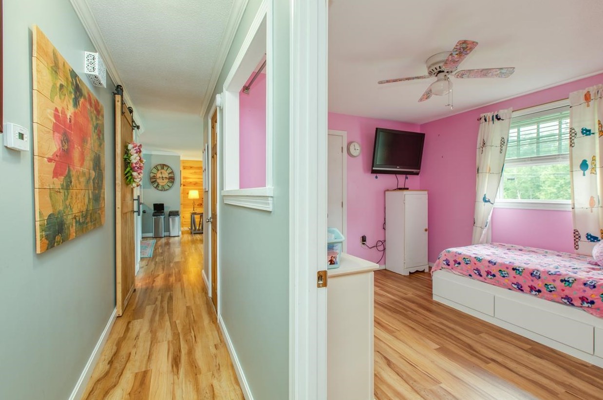 14 Greenfield Dr, Merrimack NH 03054-2621 exterior