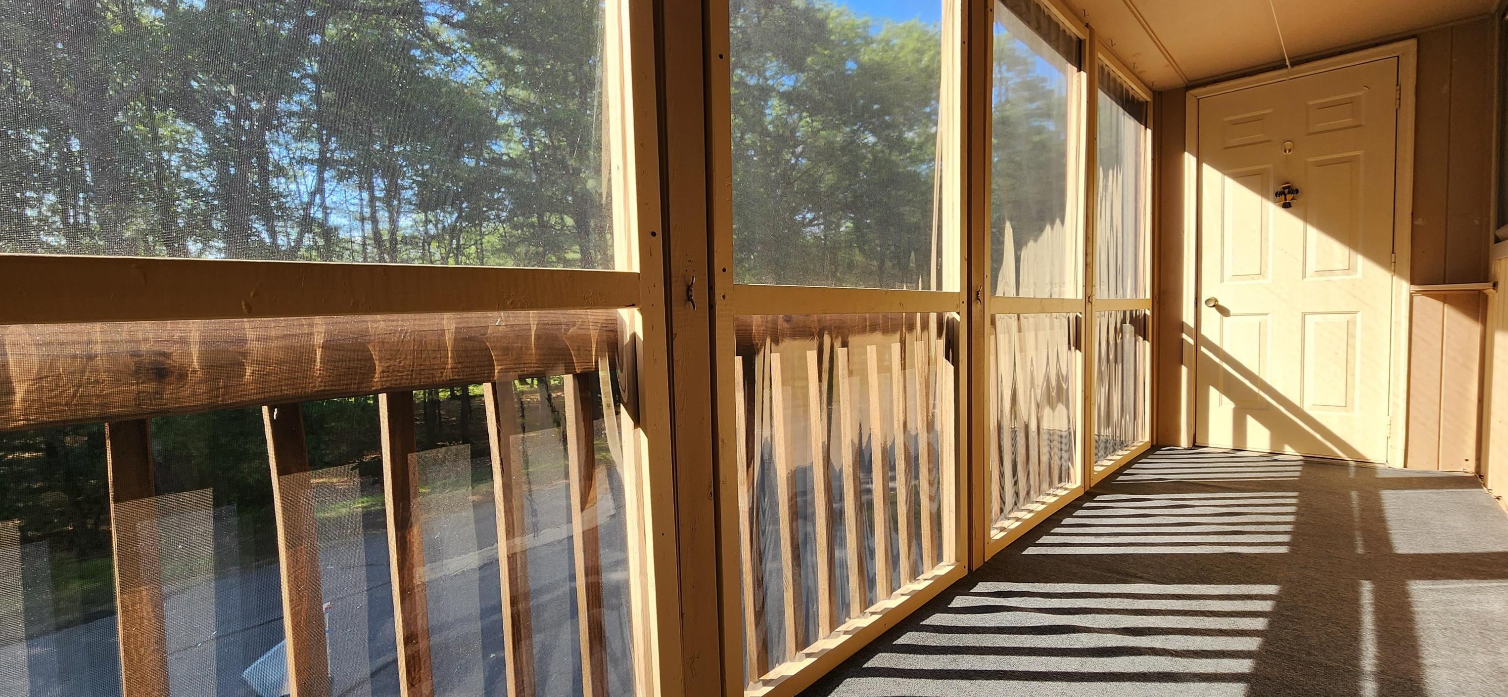 18 Joston Dr, Merrimack NH 03054-7001 exterior