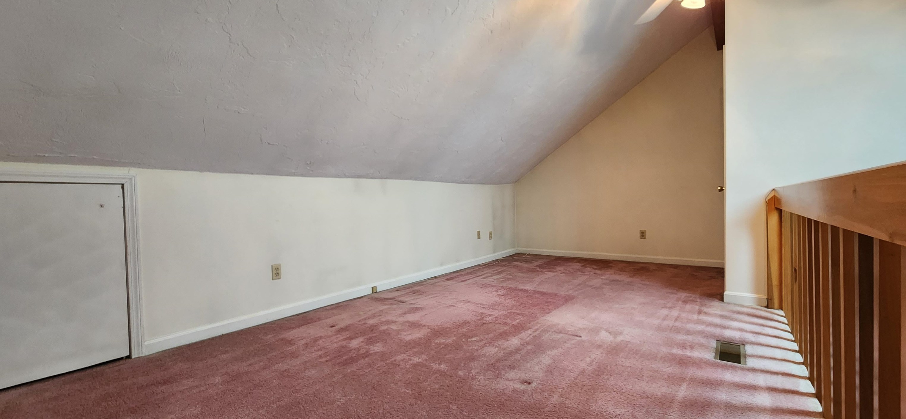 18 Joston Dr, Merrimack NH 03054-7001 exterior