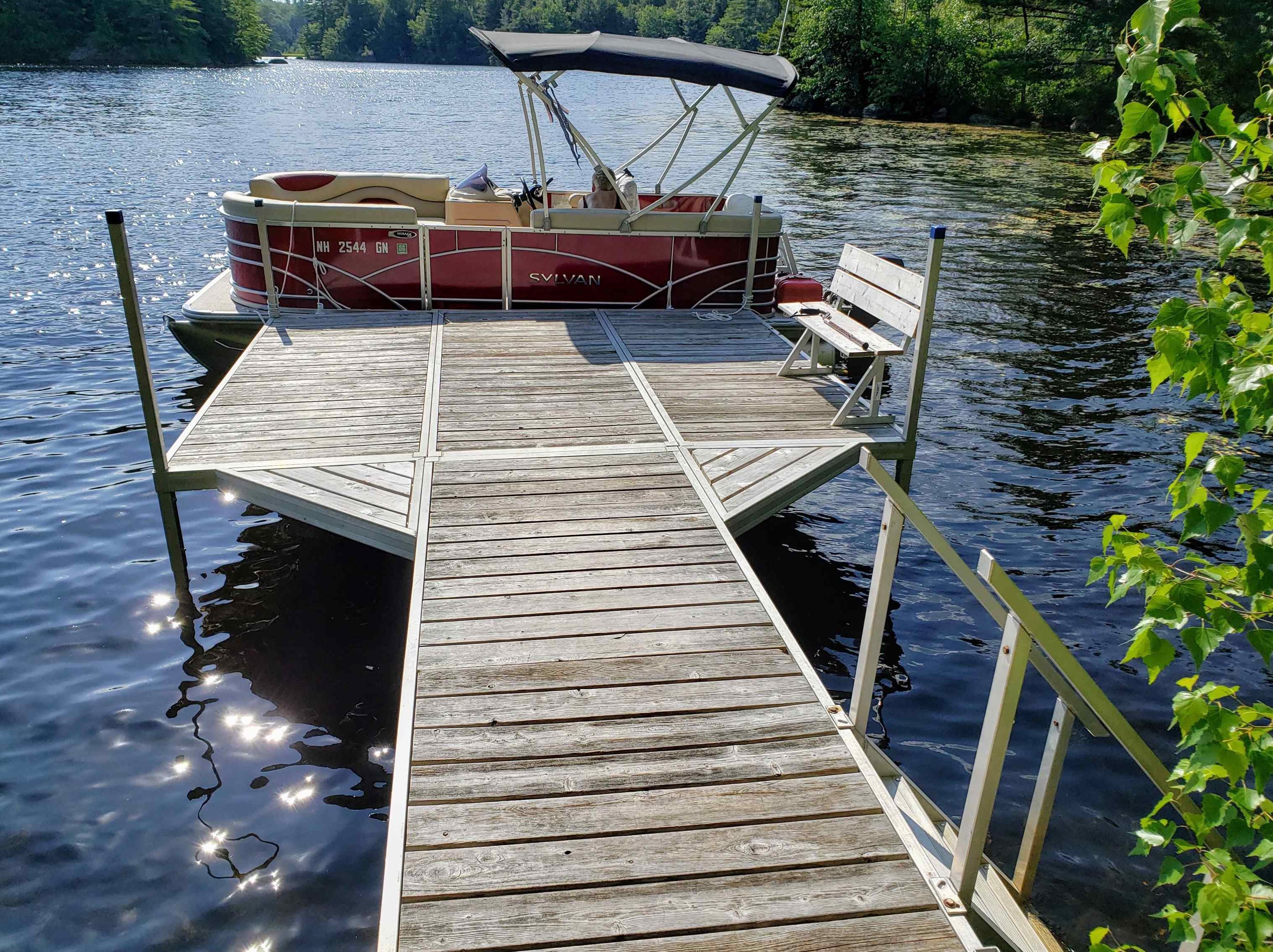 463 Treelyn Rd, Nelson NH  exterior