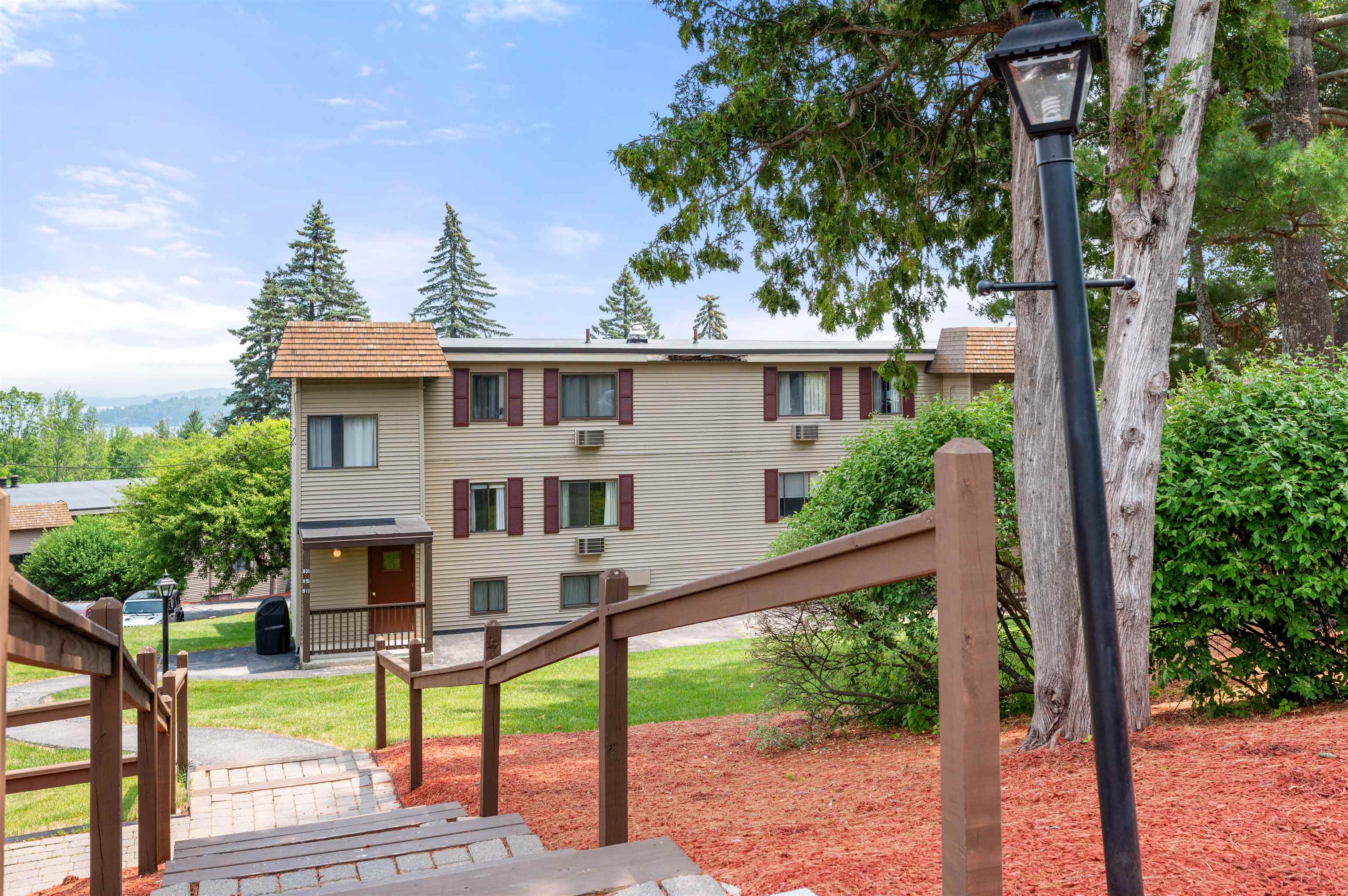 160 Treetop Circle 21, Laconia, NH 03246 MLS 4957608 Coldwell Banker