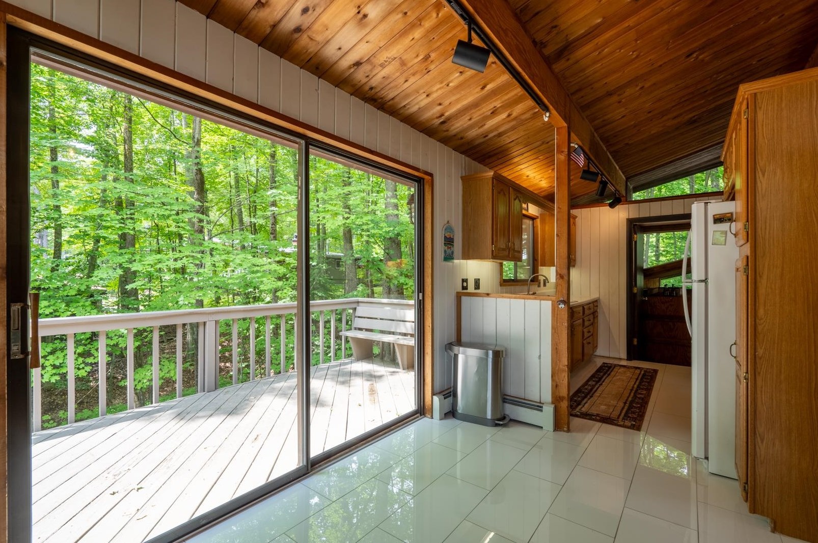 15 Brookhurst Ln, Meredith NH  03253-7107 exterior