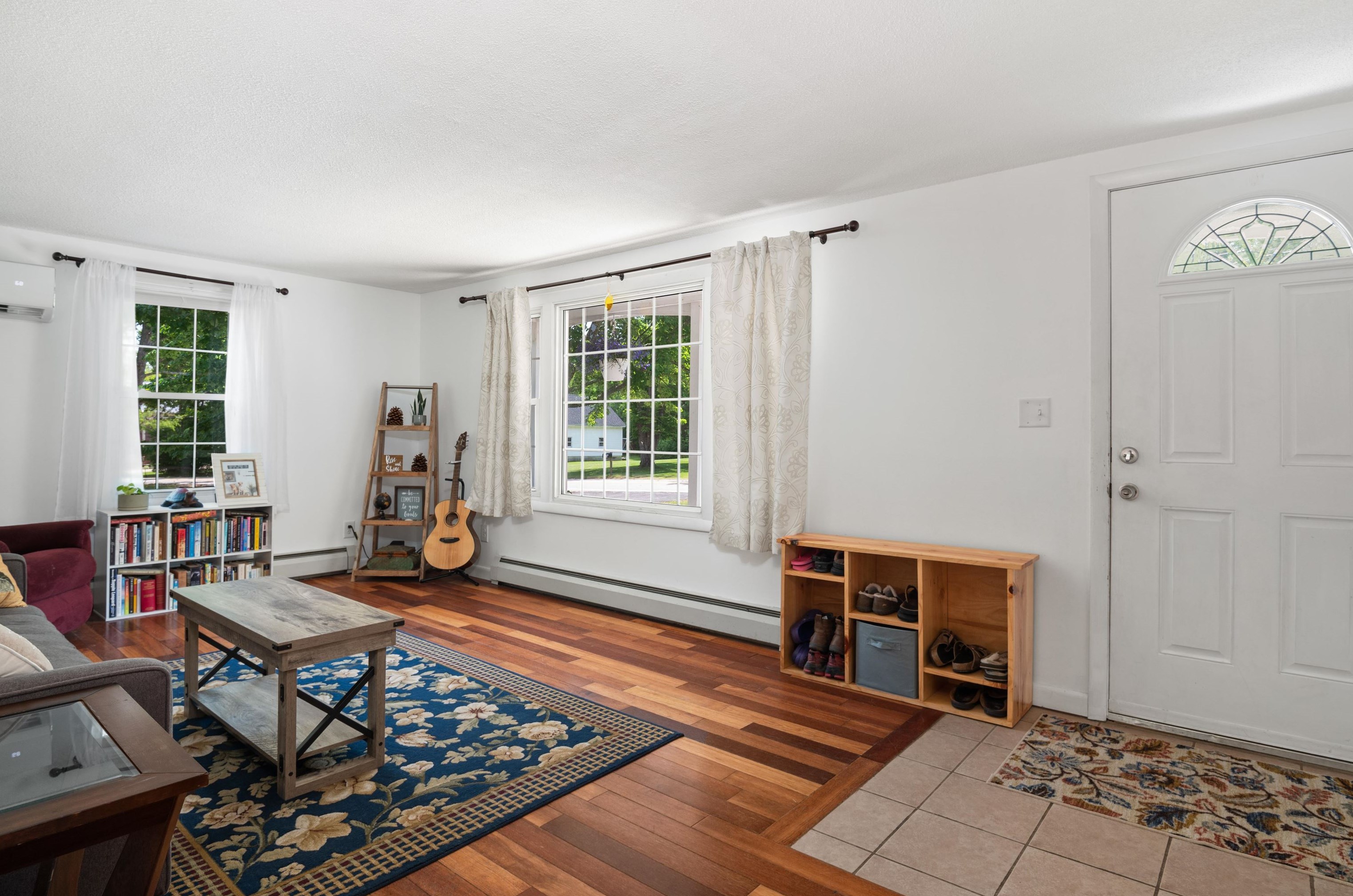 58 Autumn St, Rochester NH  03868-8500 exterior