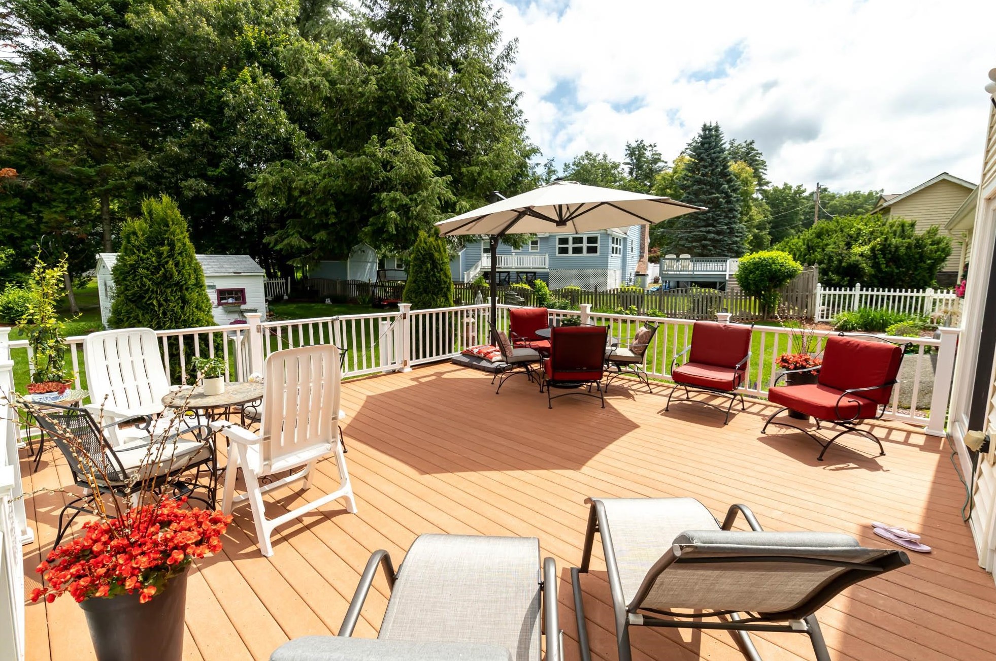 123 Baboosic Lake Rd, Merrimack NH 03054-3522 exterior