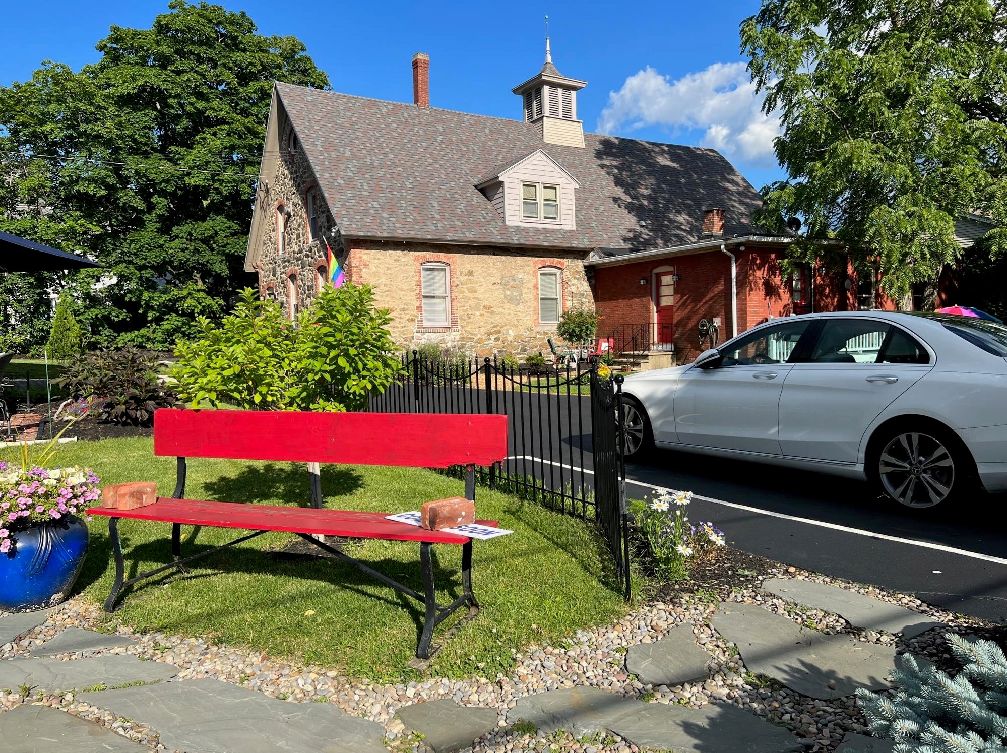 117 Walnut St, Manchester NH  03104-4224 exterior
