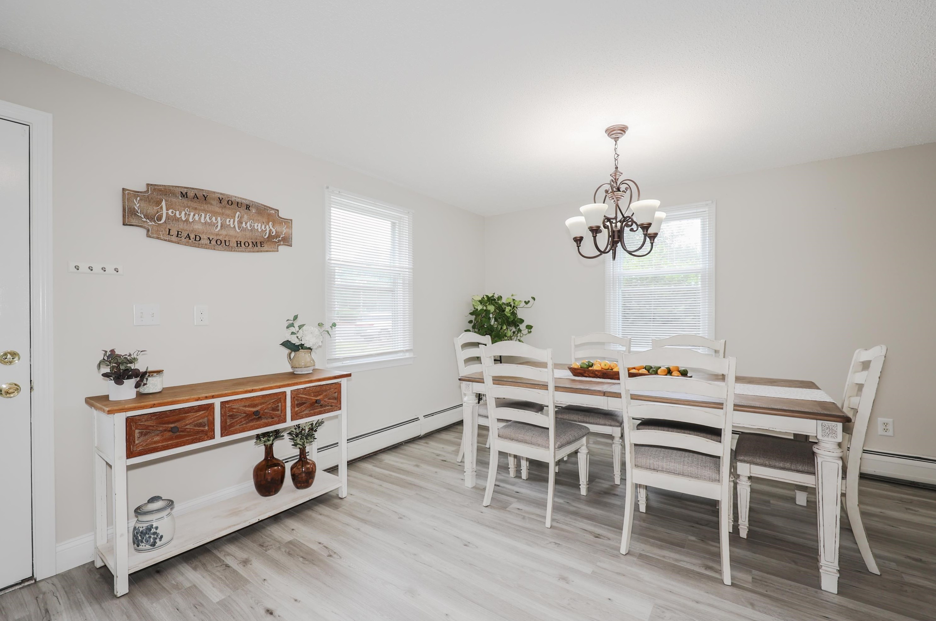 35 Donovan Ct, Merrimack NH 03054-6220 exterior