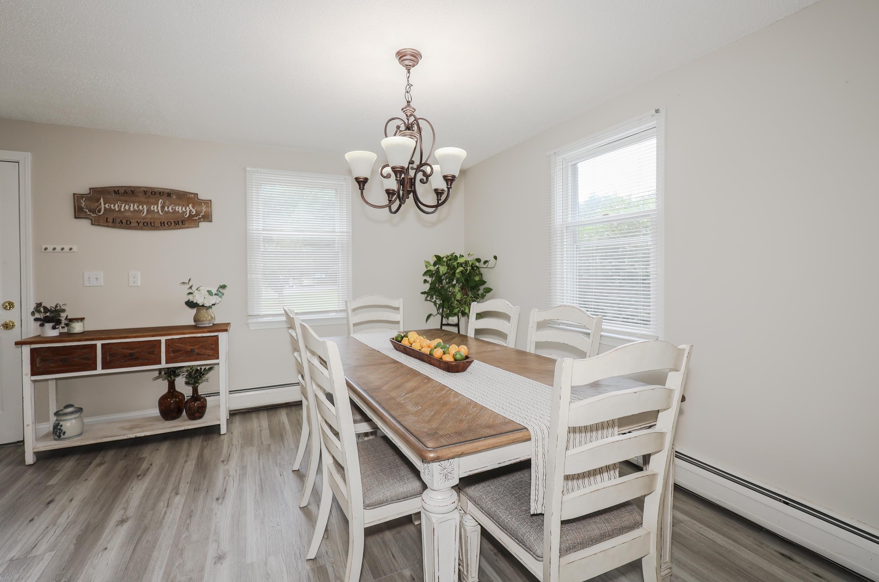 35 Donovan Ct, Merrimack NH 03054-6220 exterior