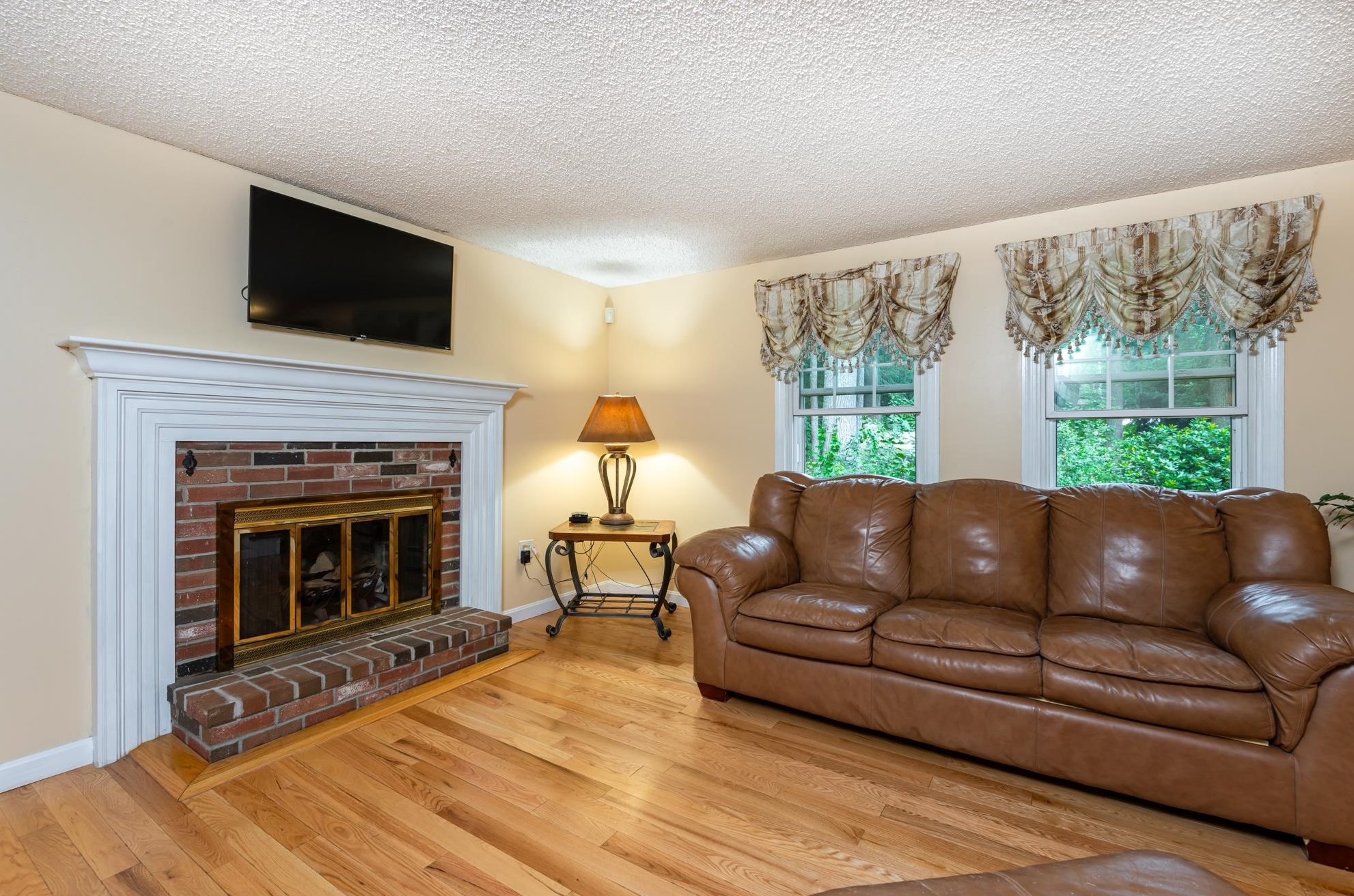 30 Beebe Ln, Merrimack NH 03054-2945 exterior