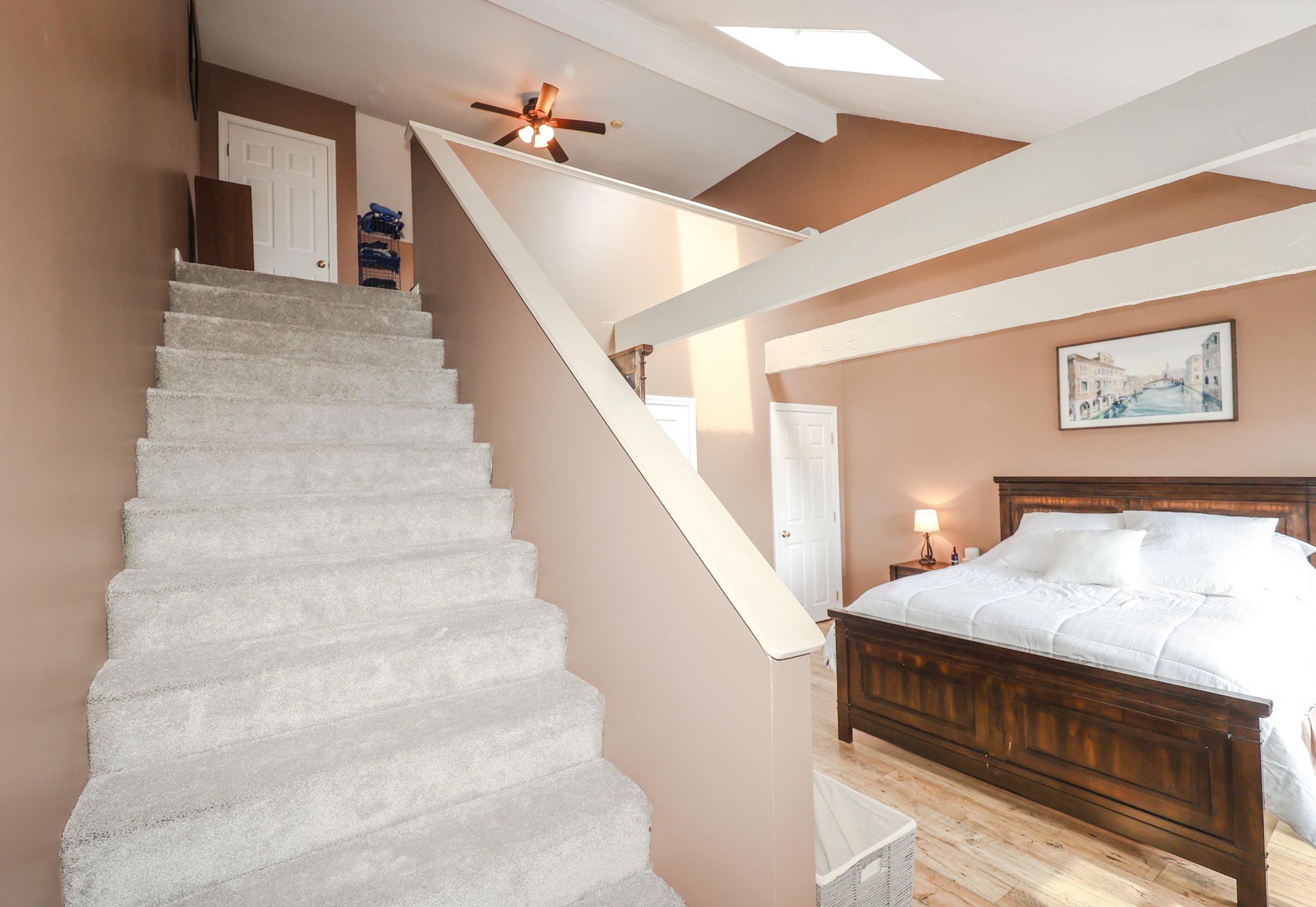 307 Cir Rd, Manchester NH 03103-3182 exterior