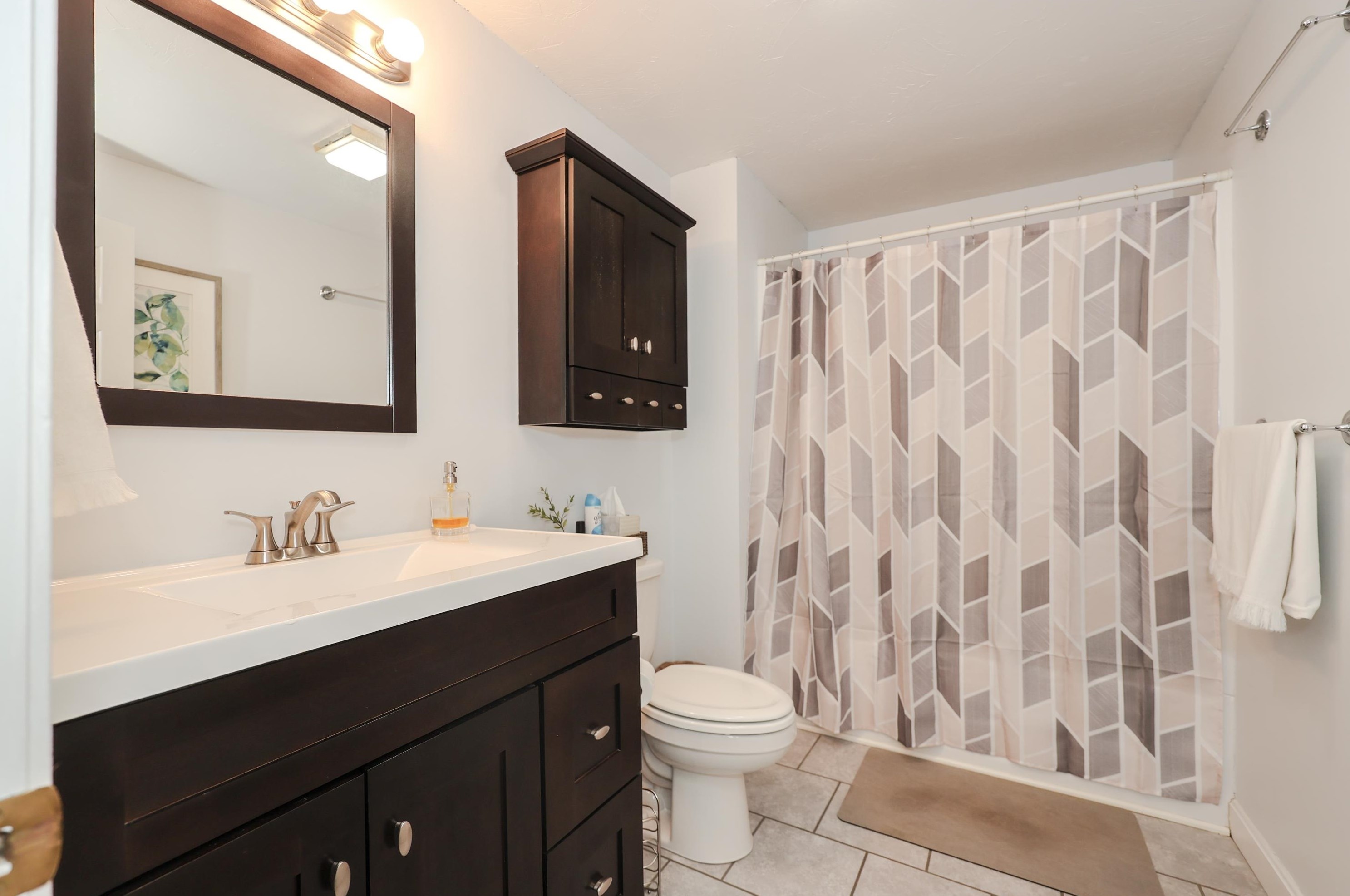 307 Cir Rd, Manchester NH 03103-3182 exterior