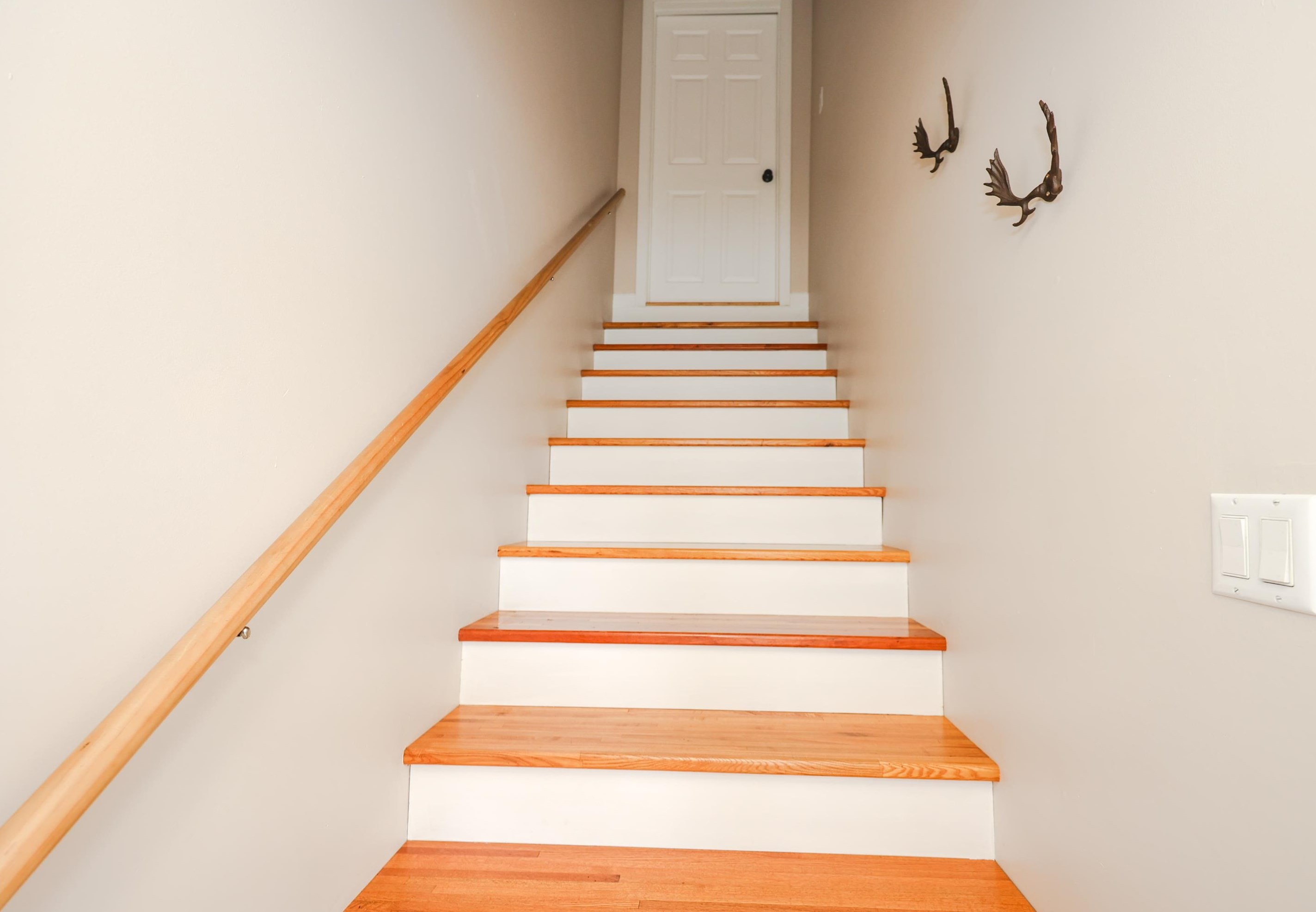 307 Cir Rd, Manchester NH 03103-3182 exterior