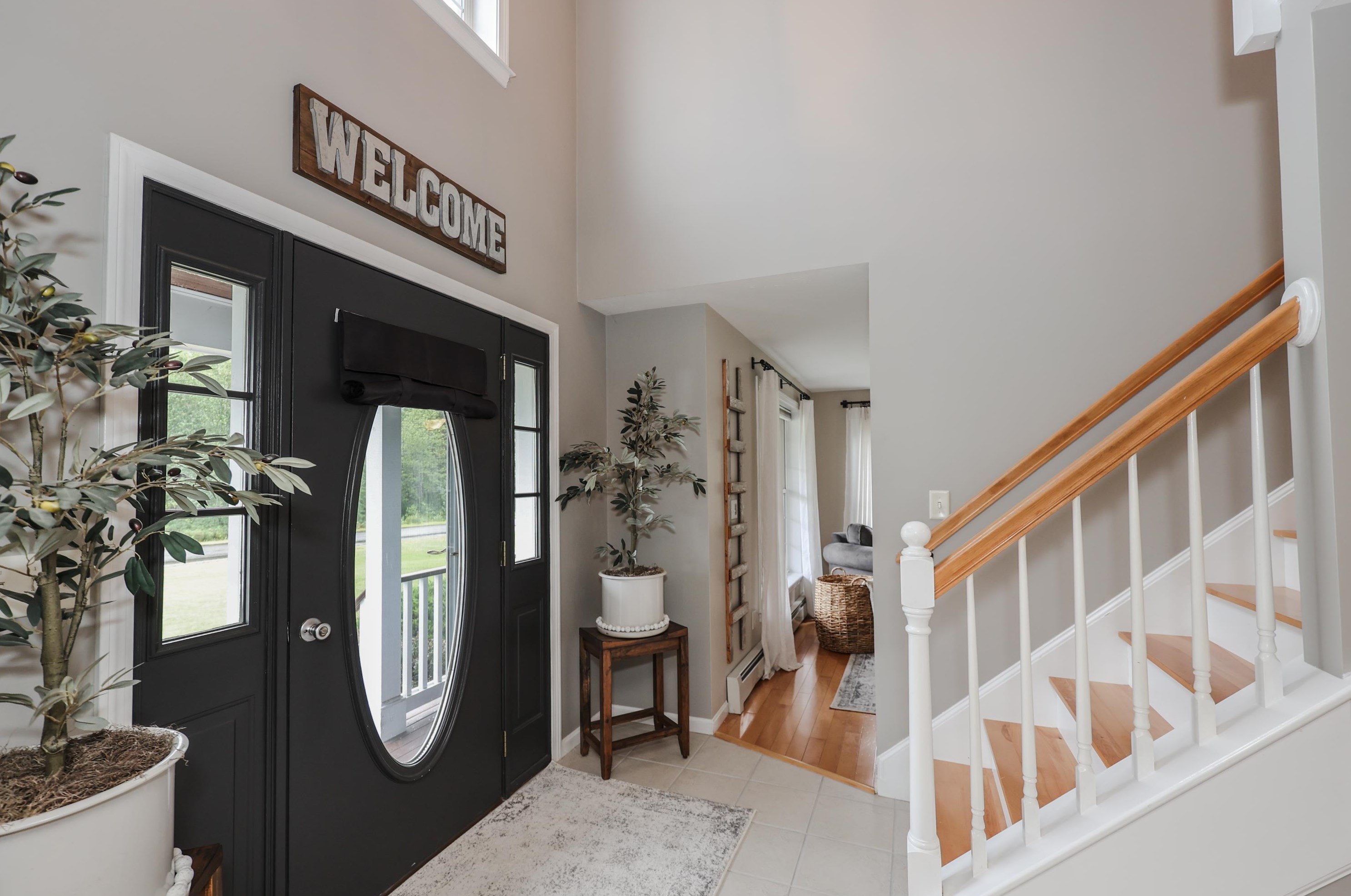 88 Brenton St, Hudson NH  03052-1070 exterior