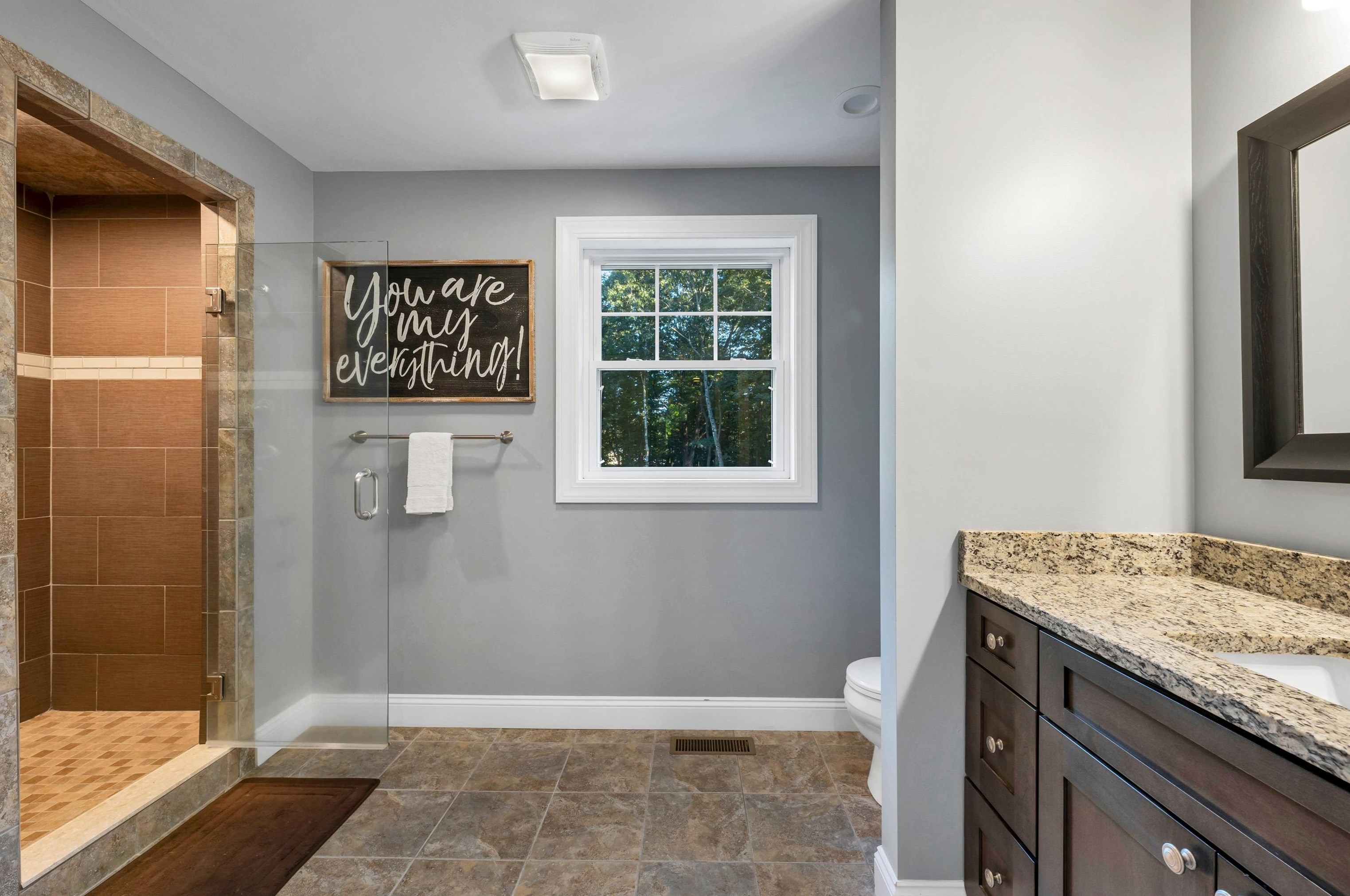 227 Ash Swamp Rd, Newmarket NH 03857-2073 exterior