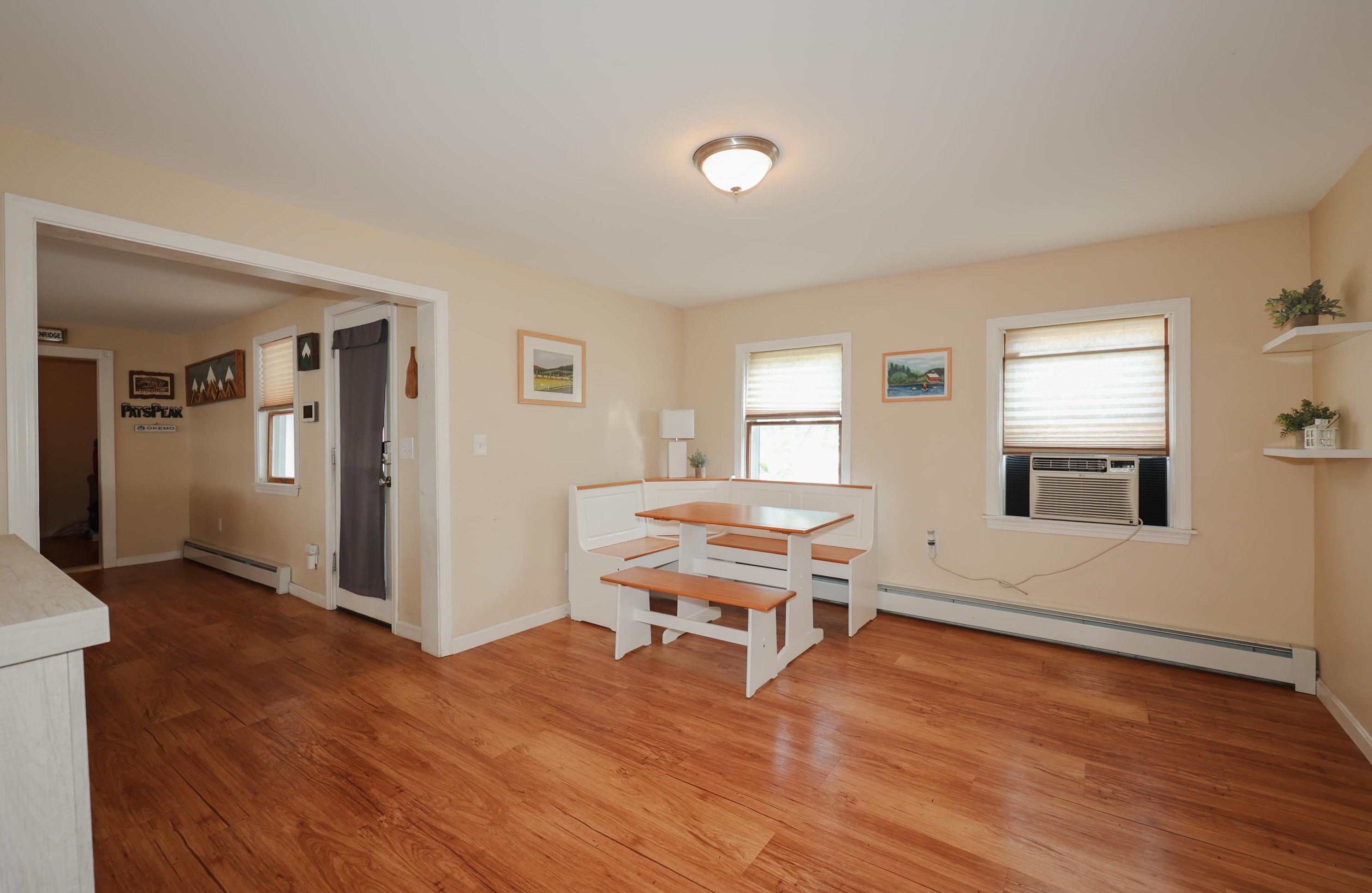 161 Mammoth Rd, Manchester NH  03109-4907 exterior