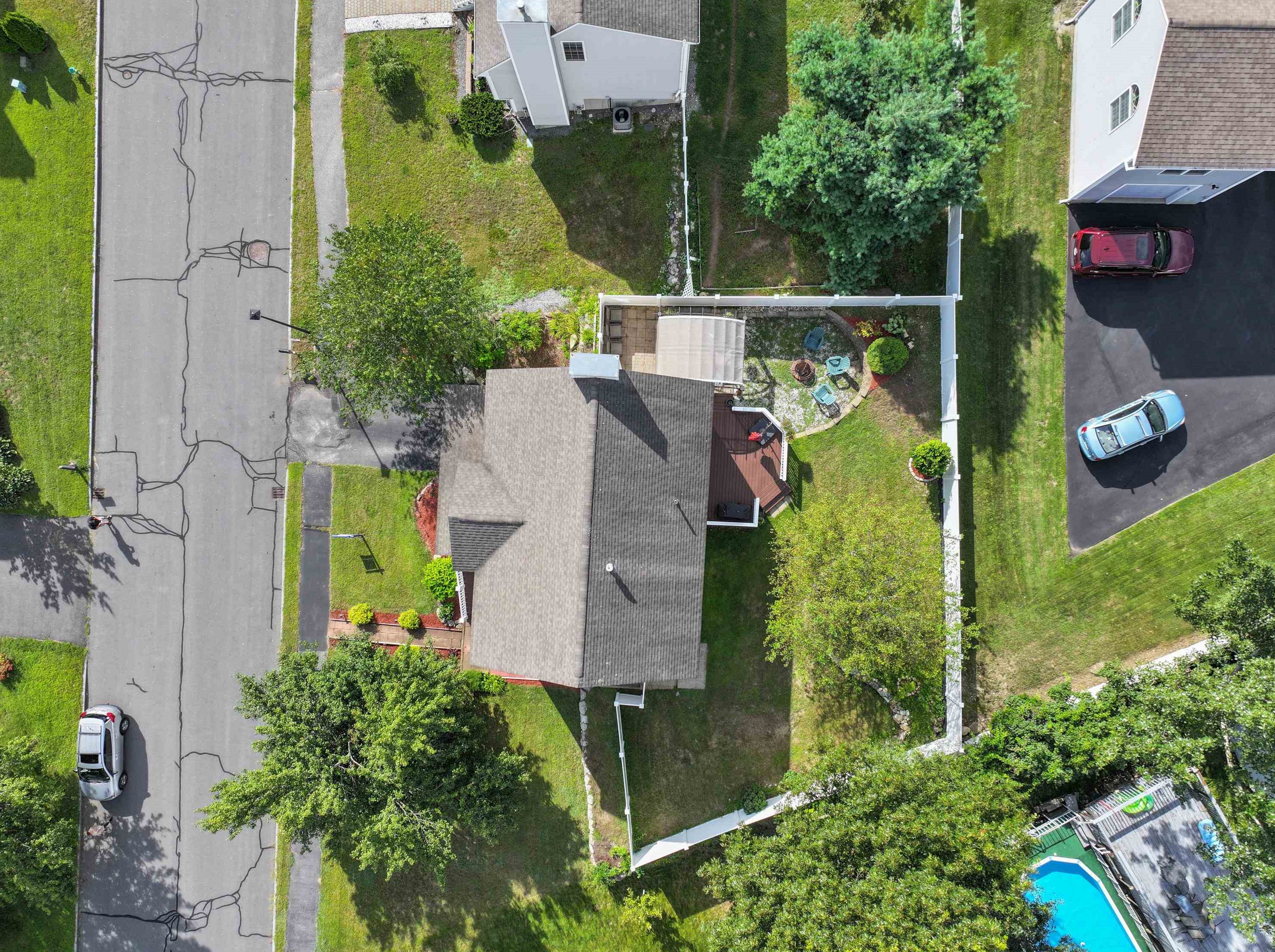 440 Whittington St, Manchester NH  03104-6493 exterior