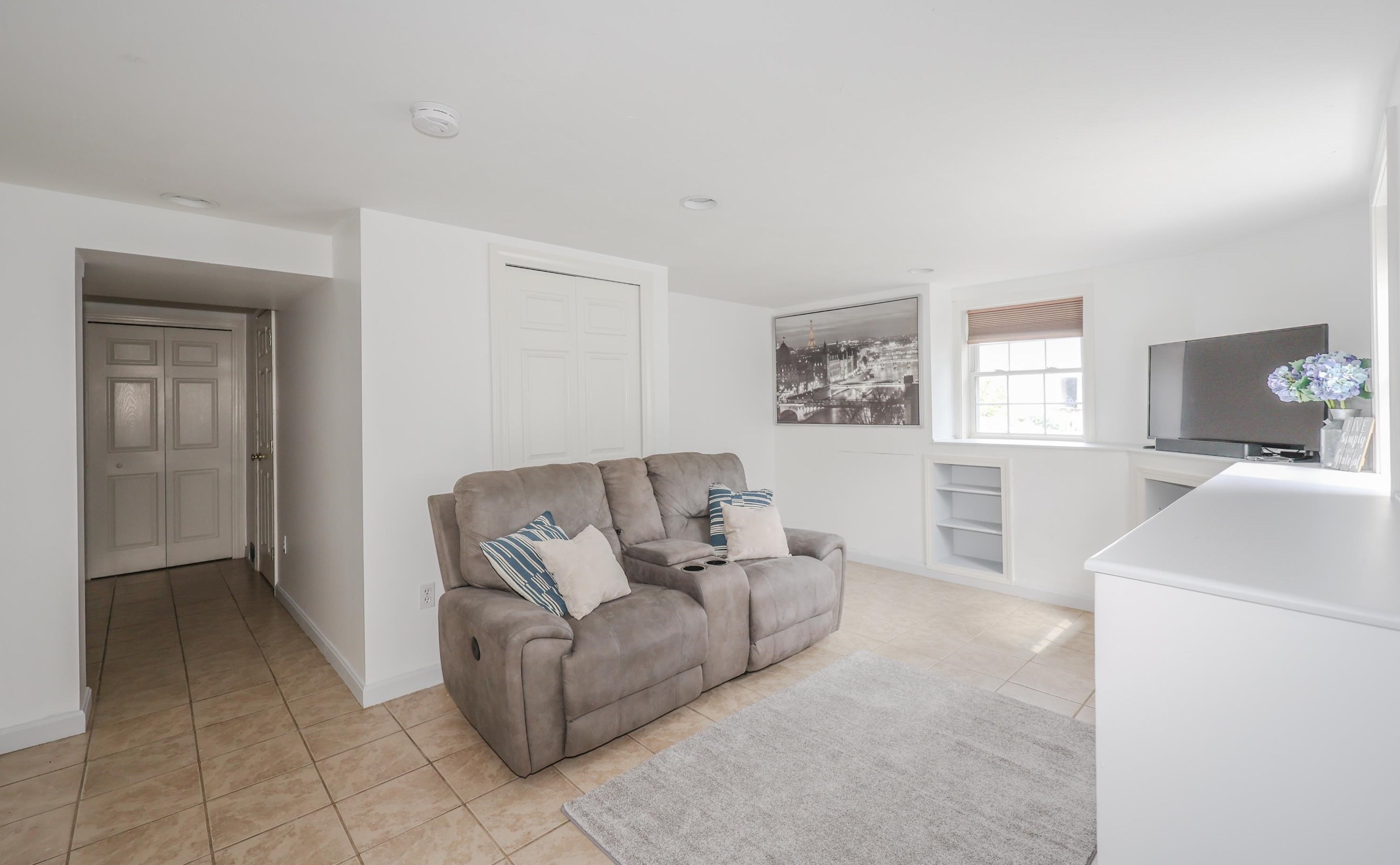 440 Whittington St, Manchester NH  03104-6493 exterior