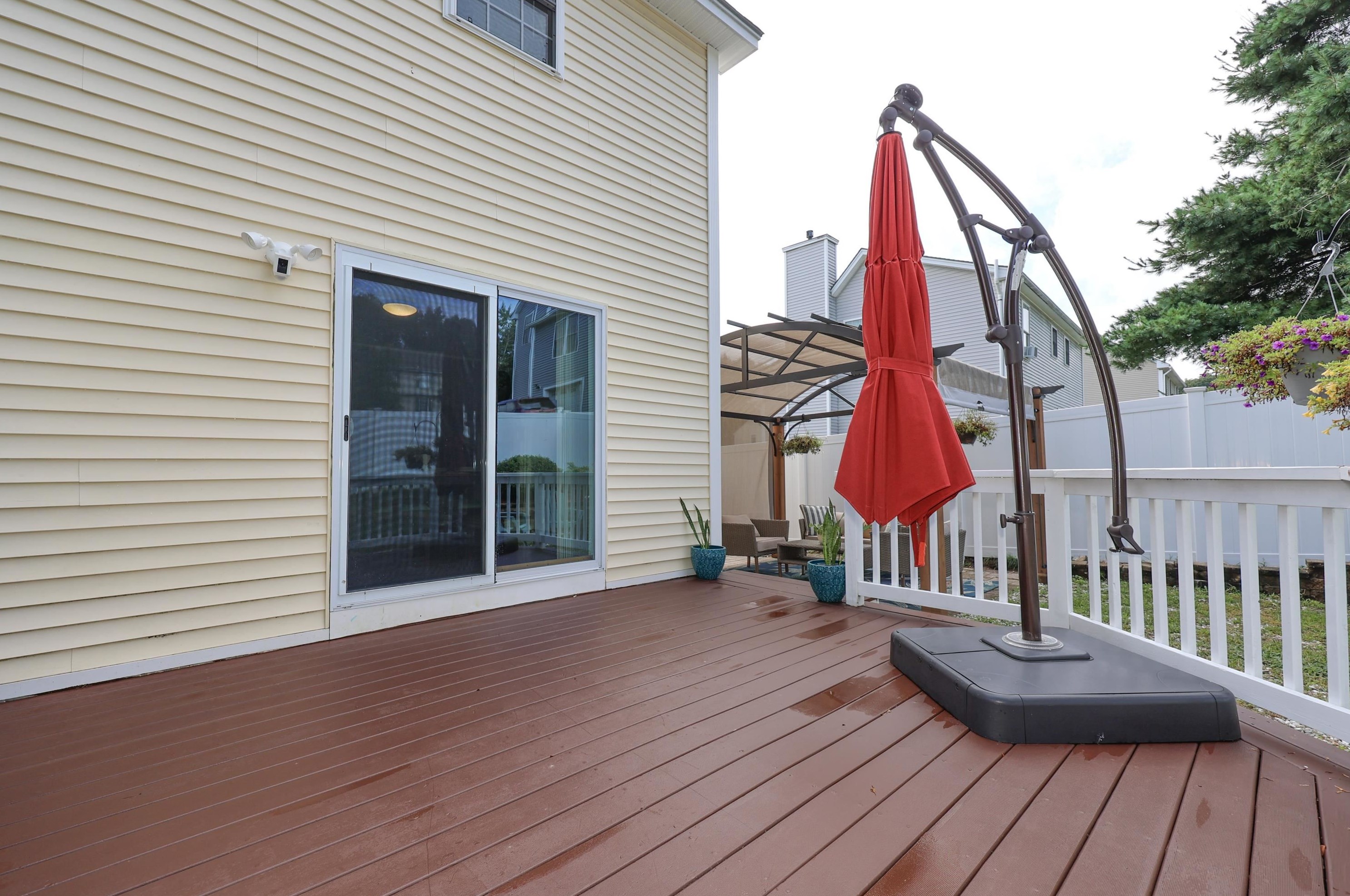 440 Whittington St, Manchester NH  03104-6493 exterior