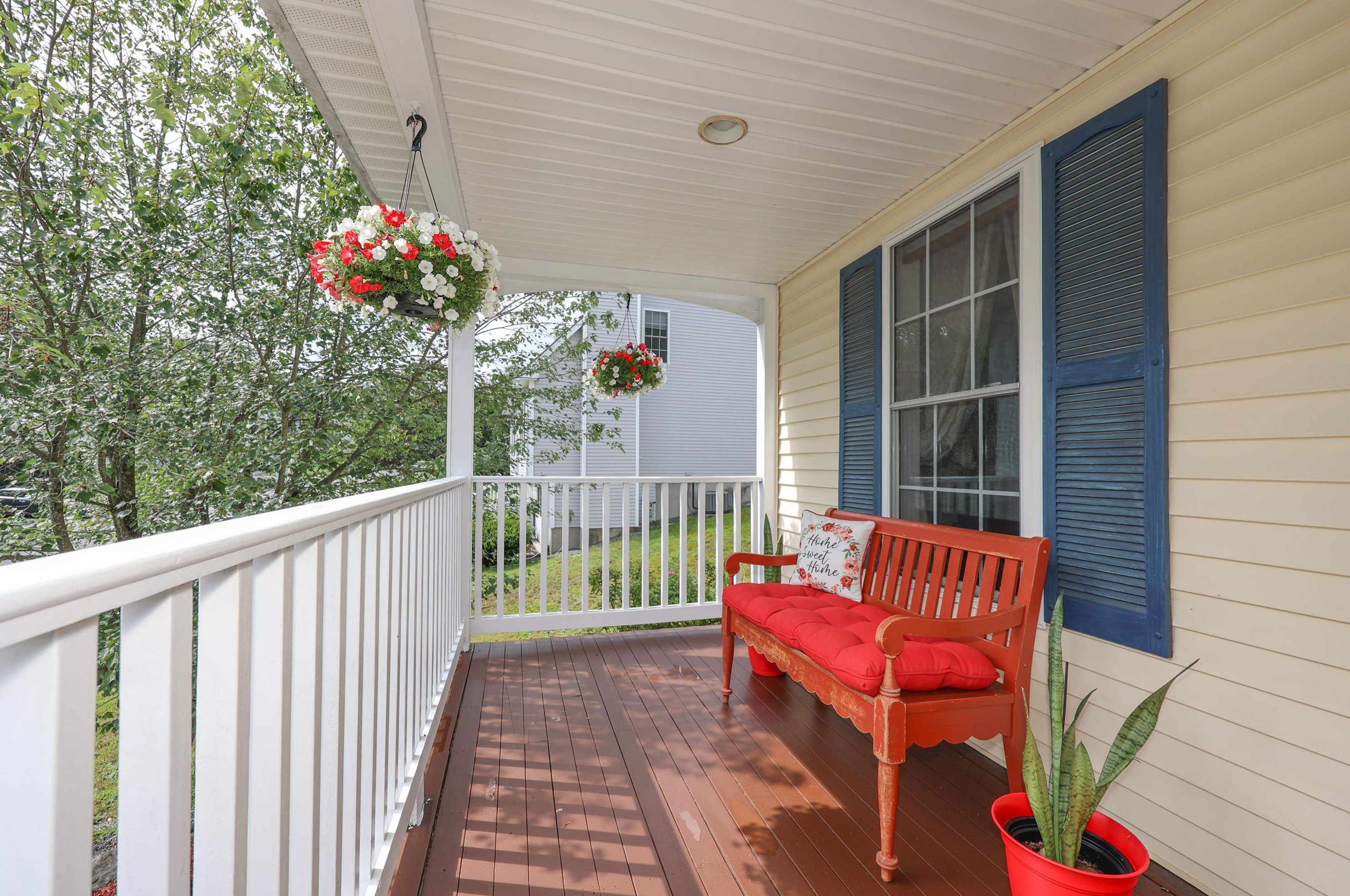 440 Whittington St, Manchester NH  03104-6493 exterior