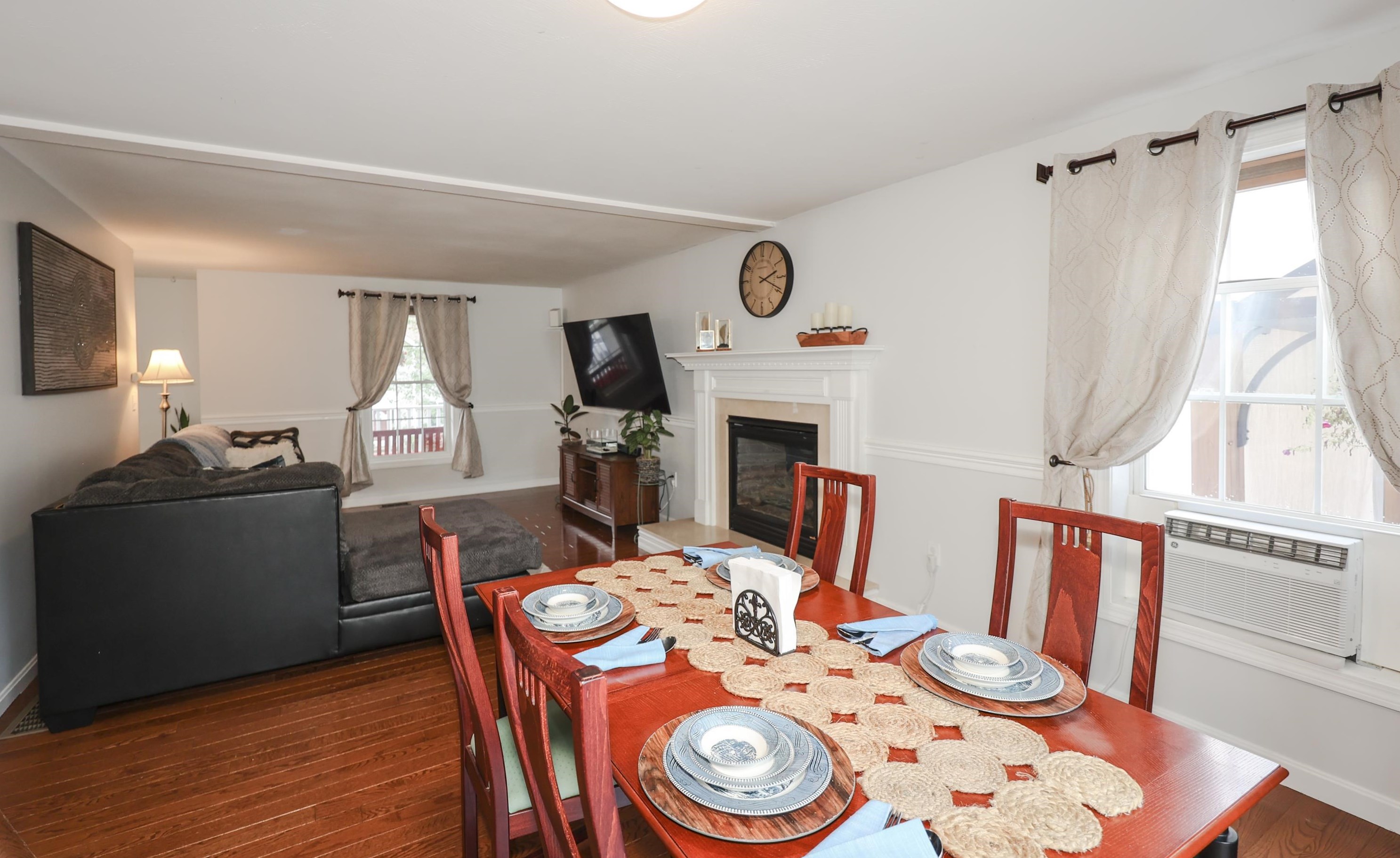 440 Whittington St, Manchester NH  03104-6493 exterior