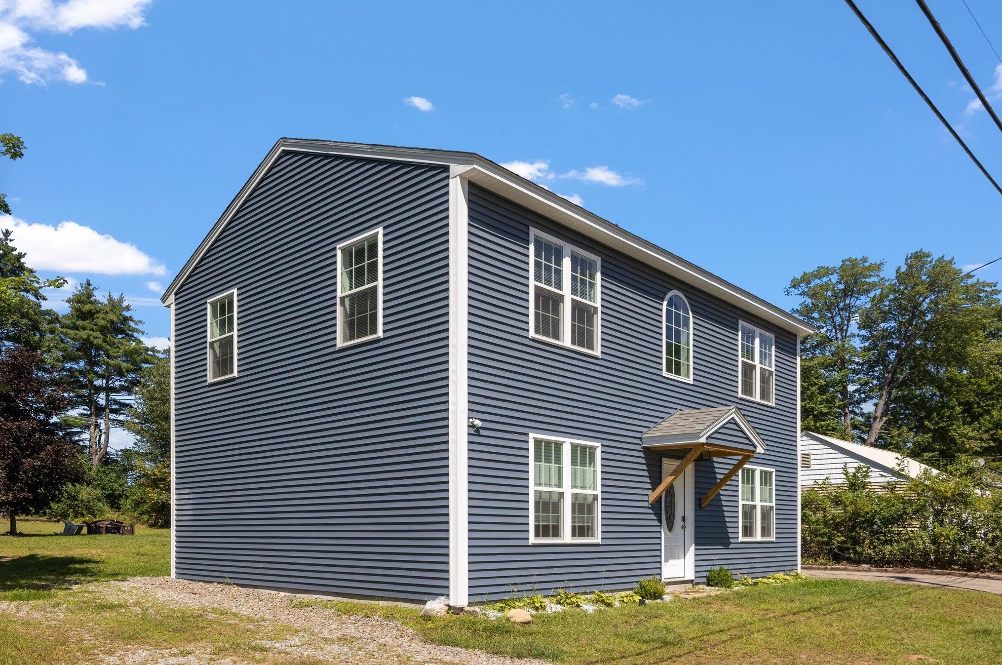 22 Circle Dr, Meredith NH  03253-6304 exterior