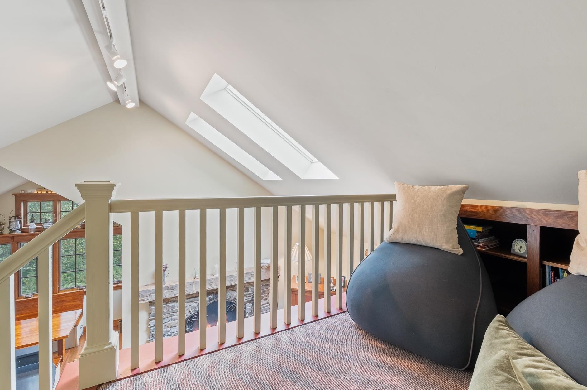 165 Dorchester Rd, Lyme NH  03768-3604 exterior