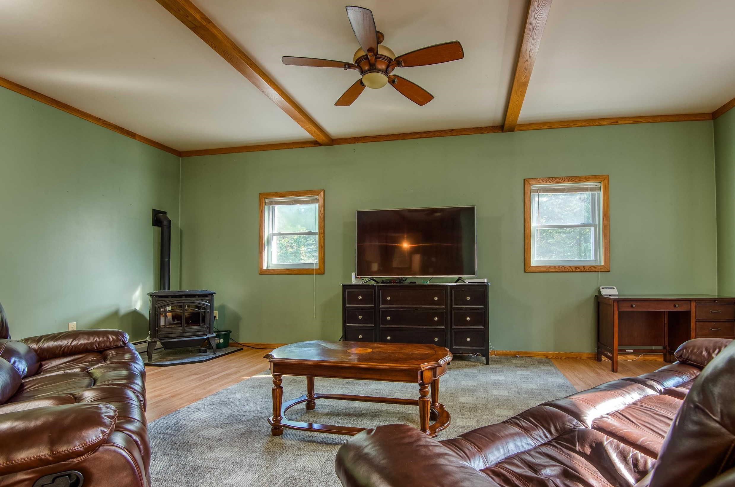 2 Stony Brk Rd, Shelburne NH  03581-1350 exterior