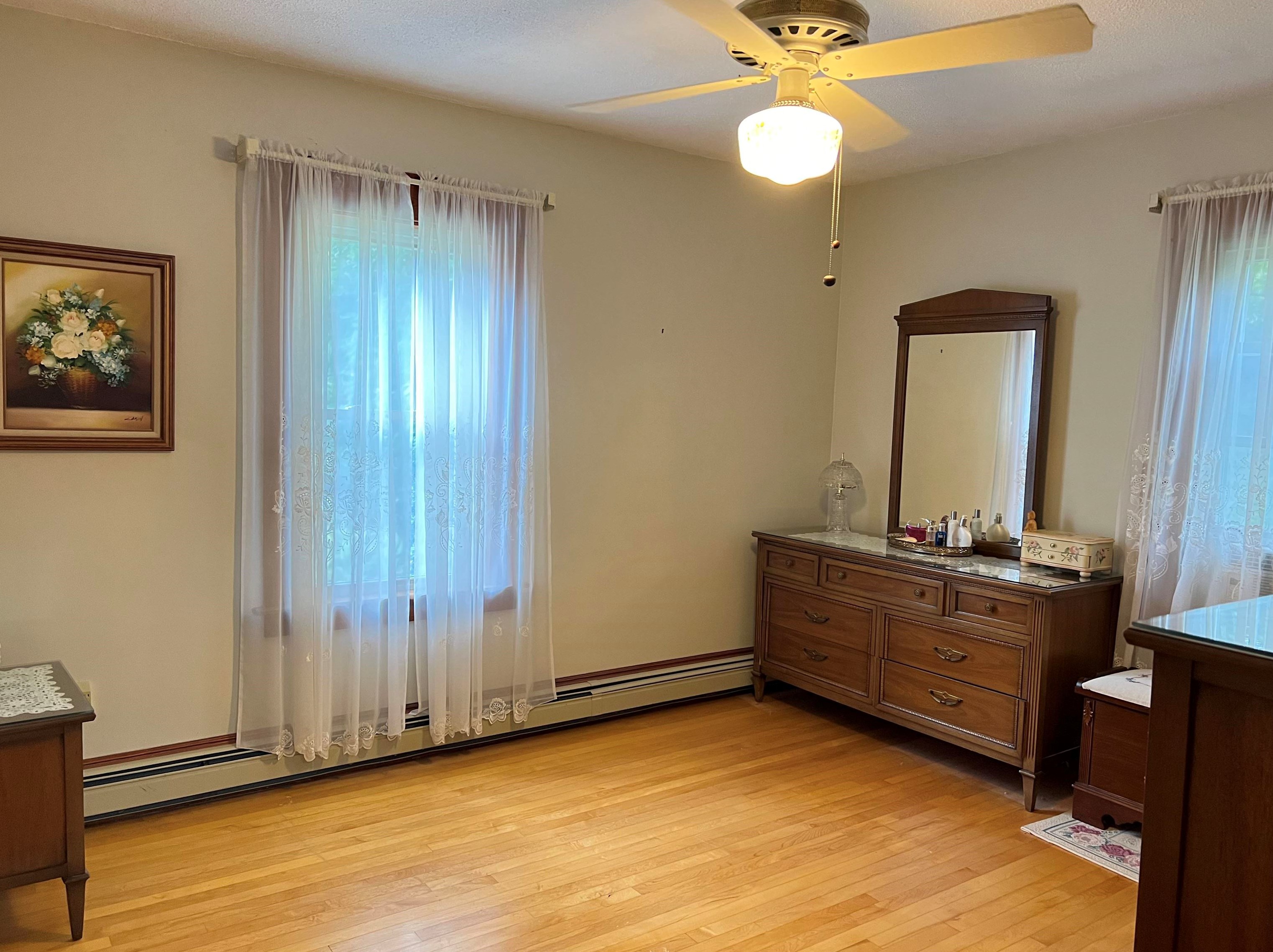 526 Amherst St, Manchester NH 03104-5083 exterior