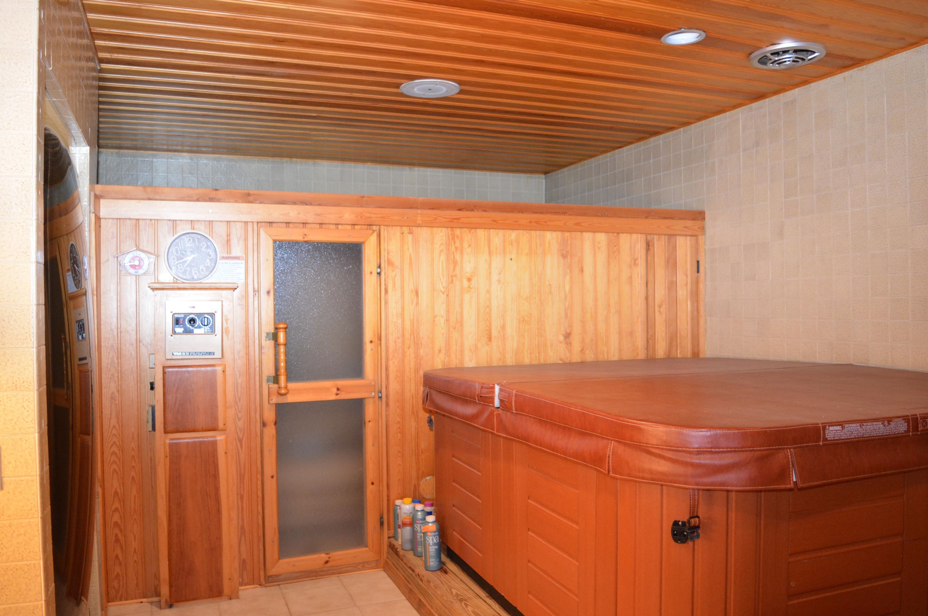 22 Sand Hl Rd, Unity NH 03773-6406 exterior