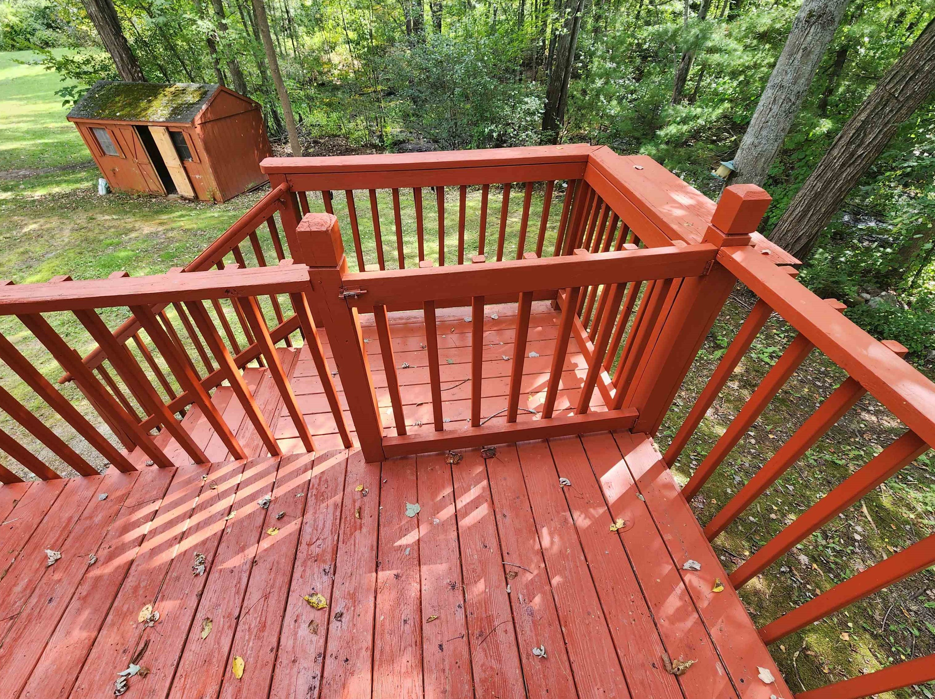 4649 Brown Ave, Manchester NH 03103-6726 exterior