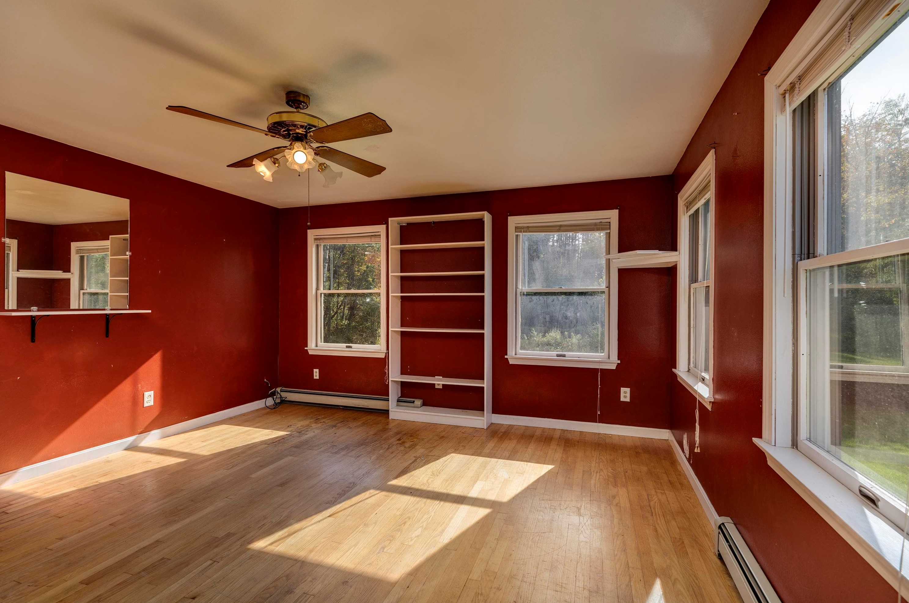 463 Meriden Rd, Lebanon NH  03766-2402 exterior