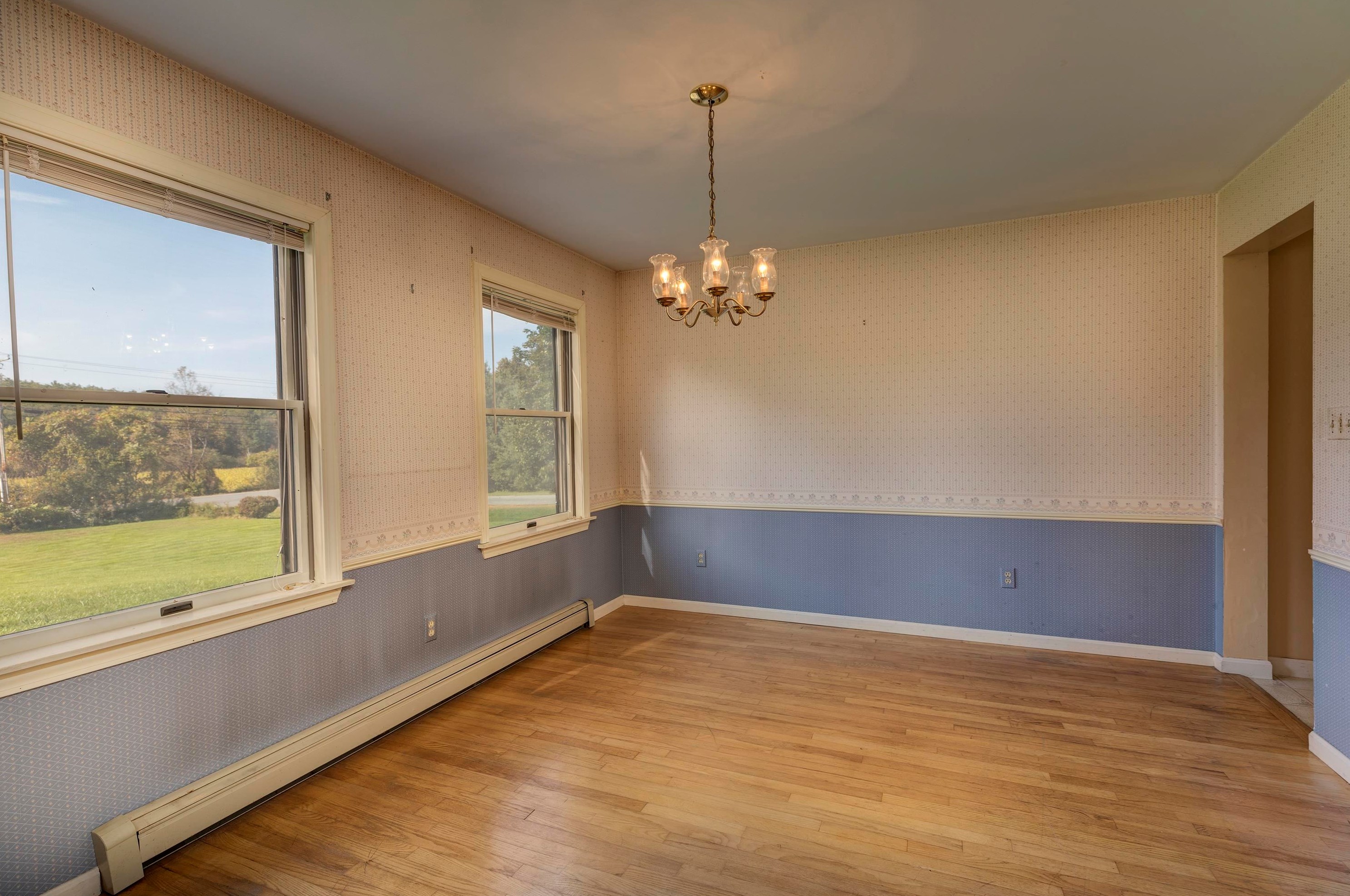 463 Meriden Rd, Lebanon NH  03766-2402 exterior