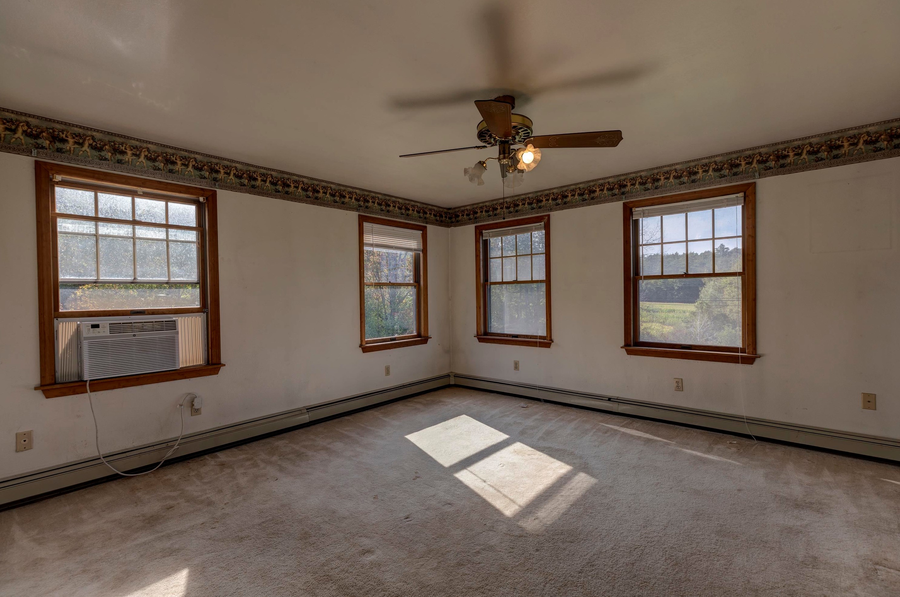 463 Meriden Rd, Lebanon NH  03766-2402 exterior