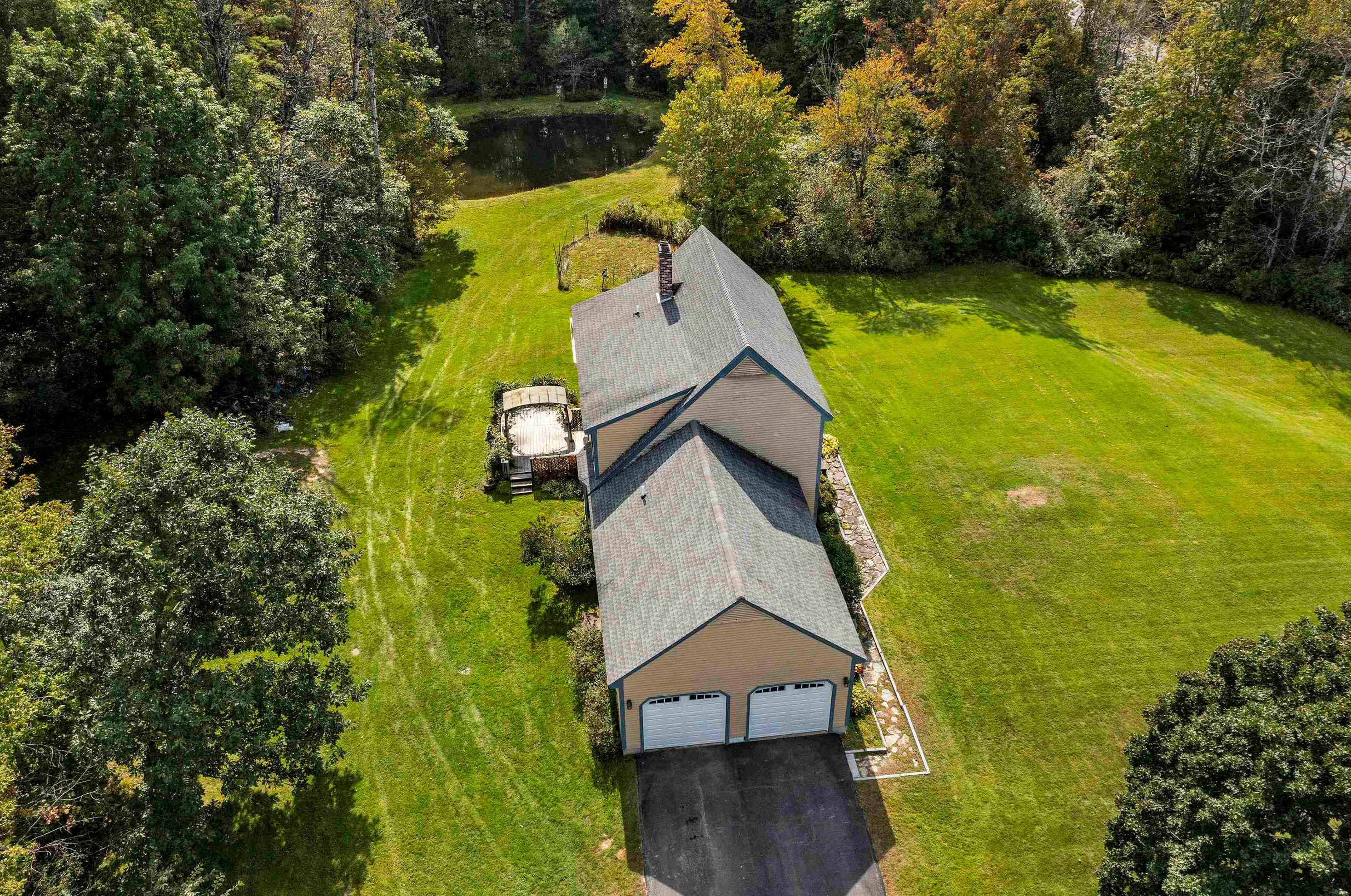 463 Meriden Rd, Lebanon NH  03766-2402 exterior