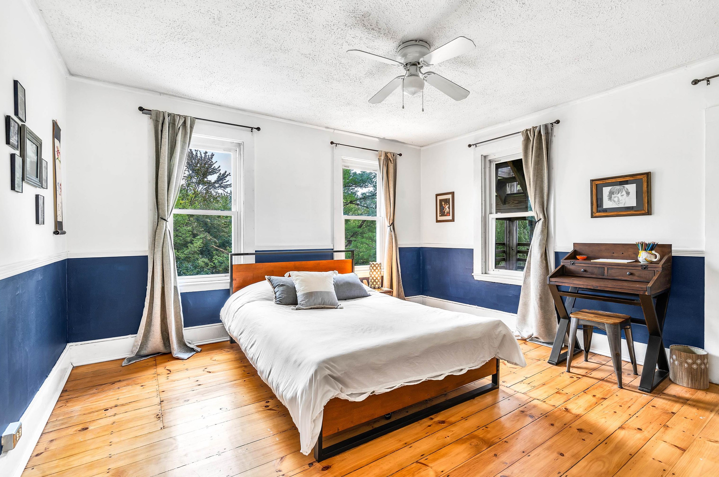 32 Riv St, Hudson MA 01749-2010 exterior