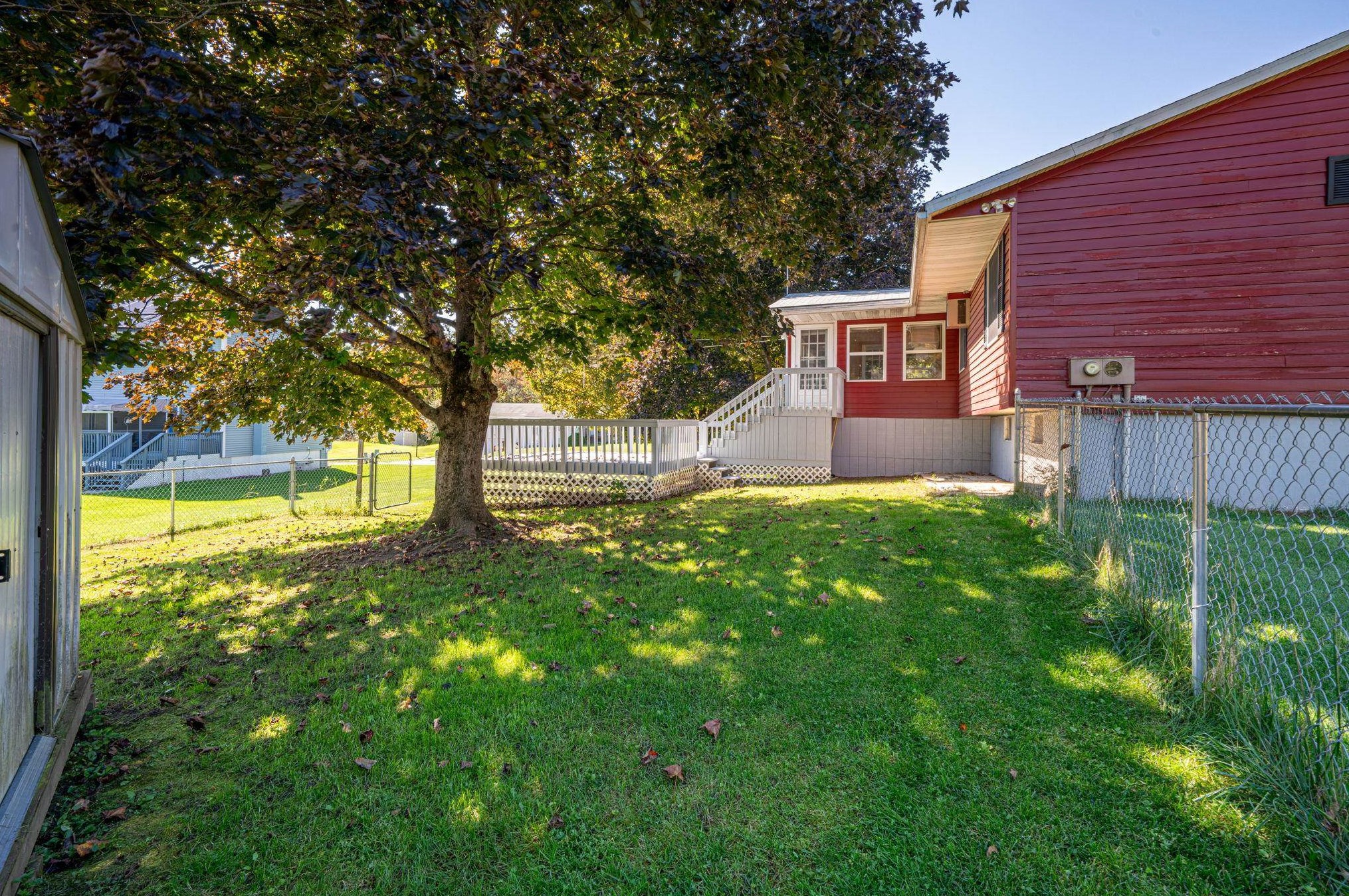 12 Bambi Trl, Merrimack NH  03054-2963 exterior