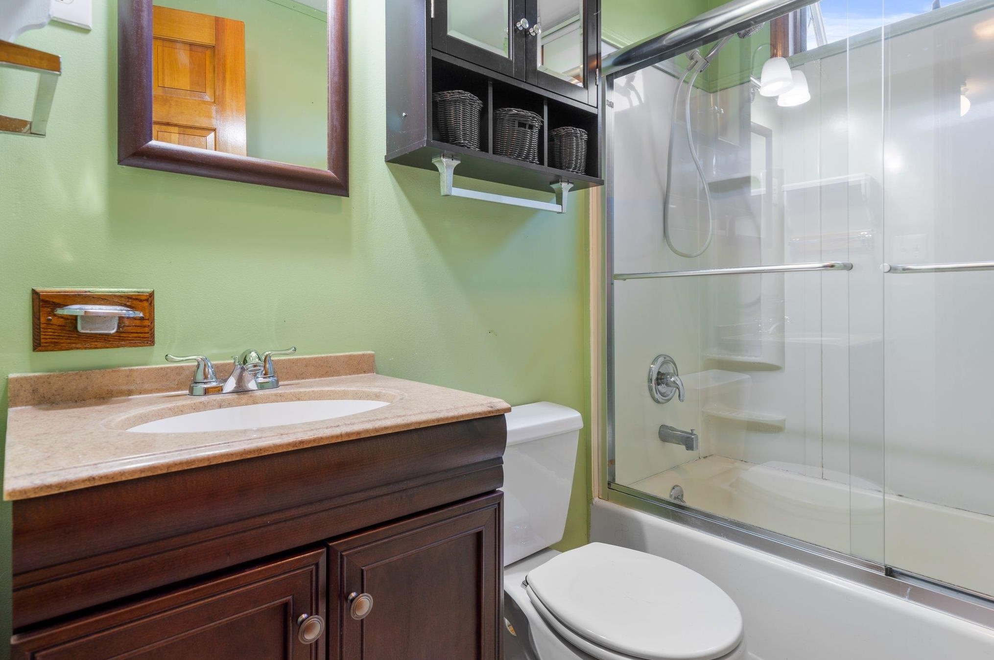 12 Bambi Trl, Merrimack NH  03054-2963 exterior