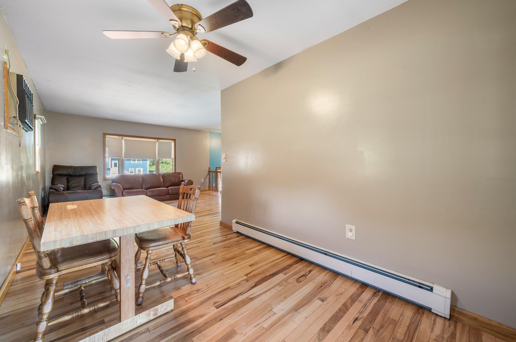 12 Bambi Trl, Merrimack NH  03054-2963 exterior