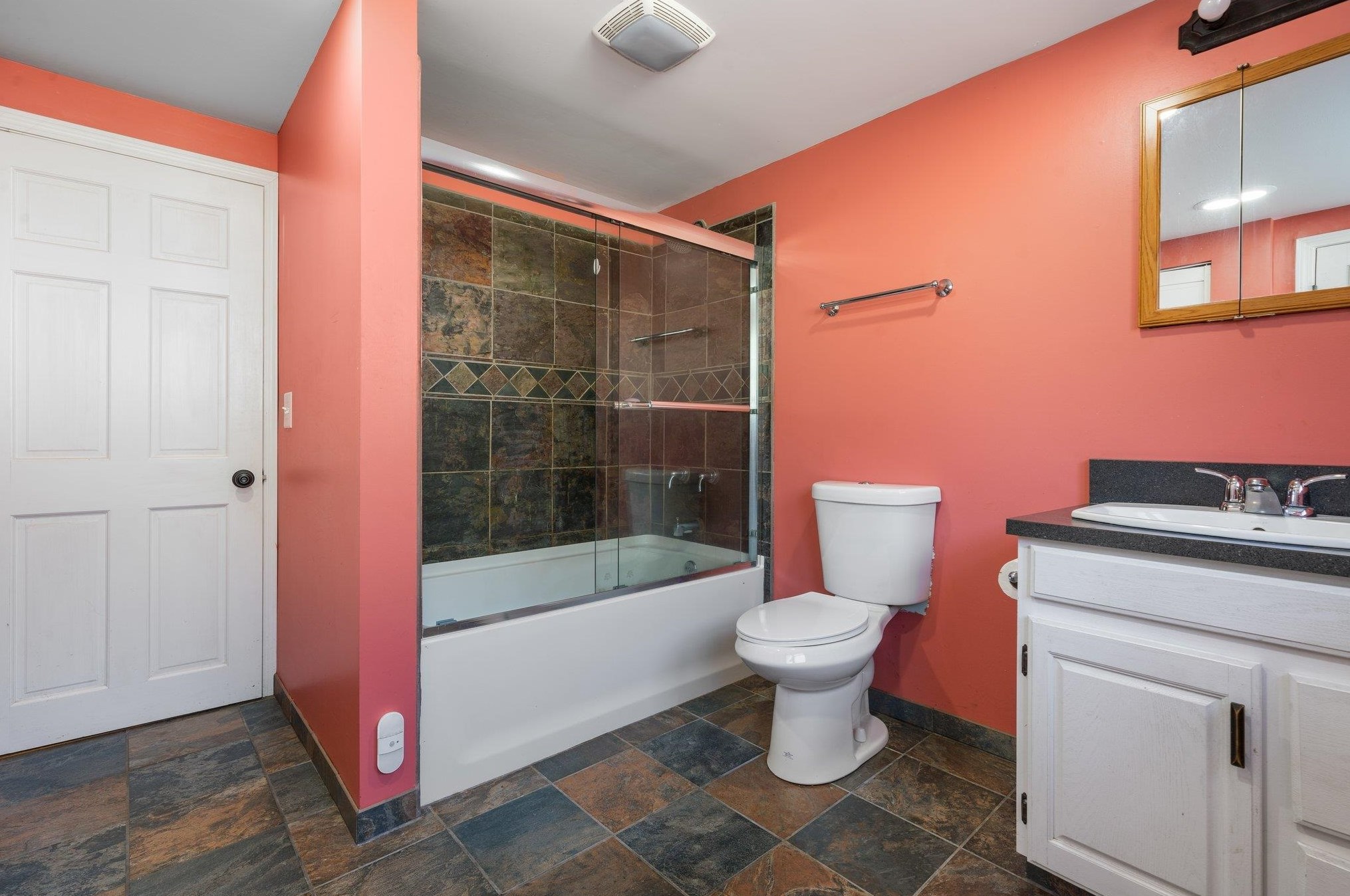 12 Bambi Trl, Merrimack NH  03054-2963 exterior